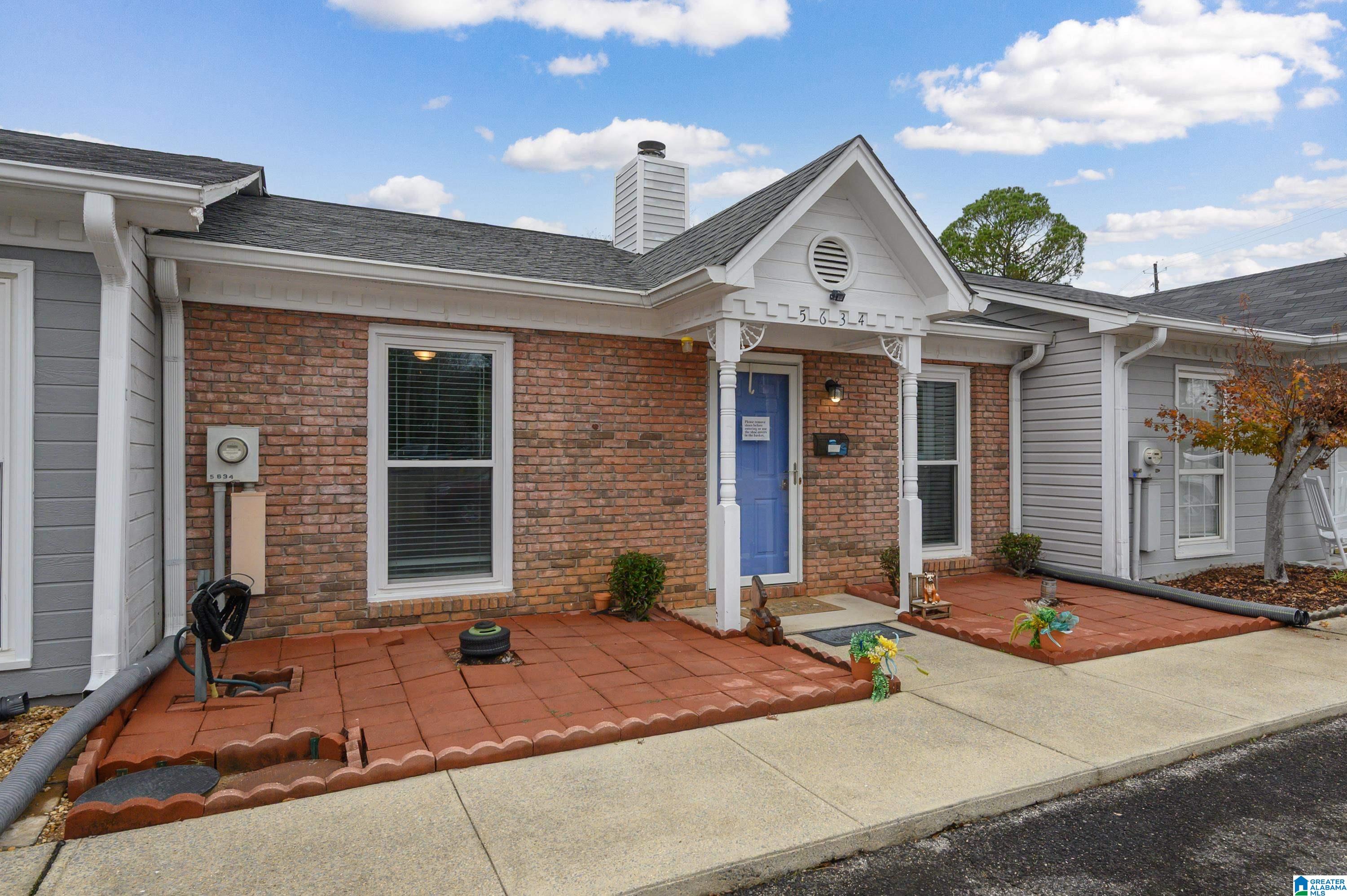 Homes for sale in Gardendale, AL | 5634 Hunter Brook Court, Gardendale, AL 35071 | MLS# 21438458