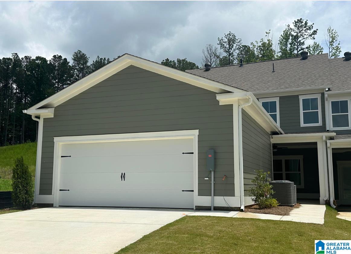 Homes for sale in Leeds, AL | 1014 Unali Townes Loop E, Leeds, AL 35094 | MLS# 21438536