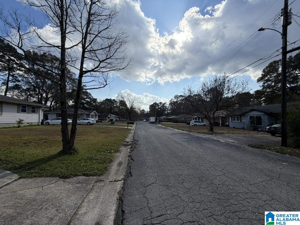 Homes for sale in Hueytown, AL | 108 Branch Street, Hueytown, AL 35023 | MLS# 21438538