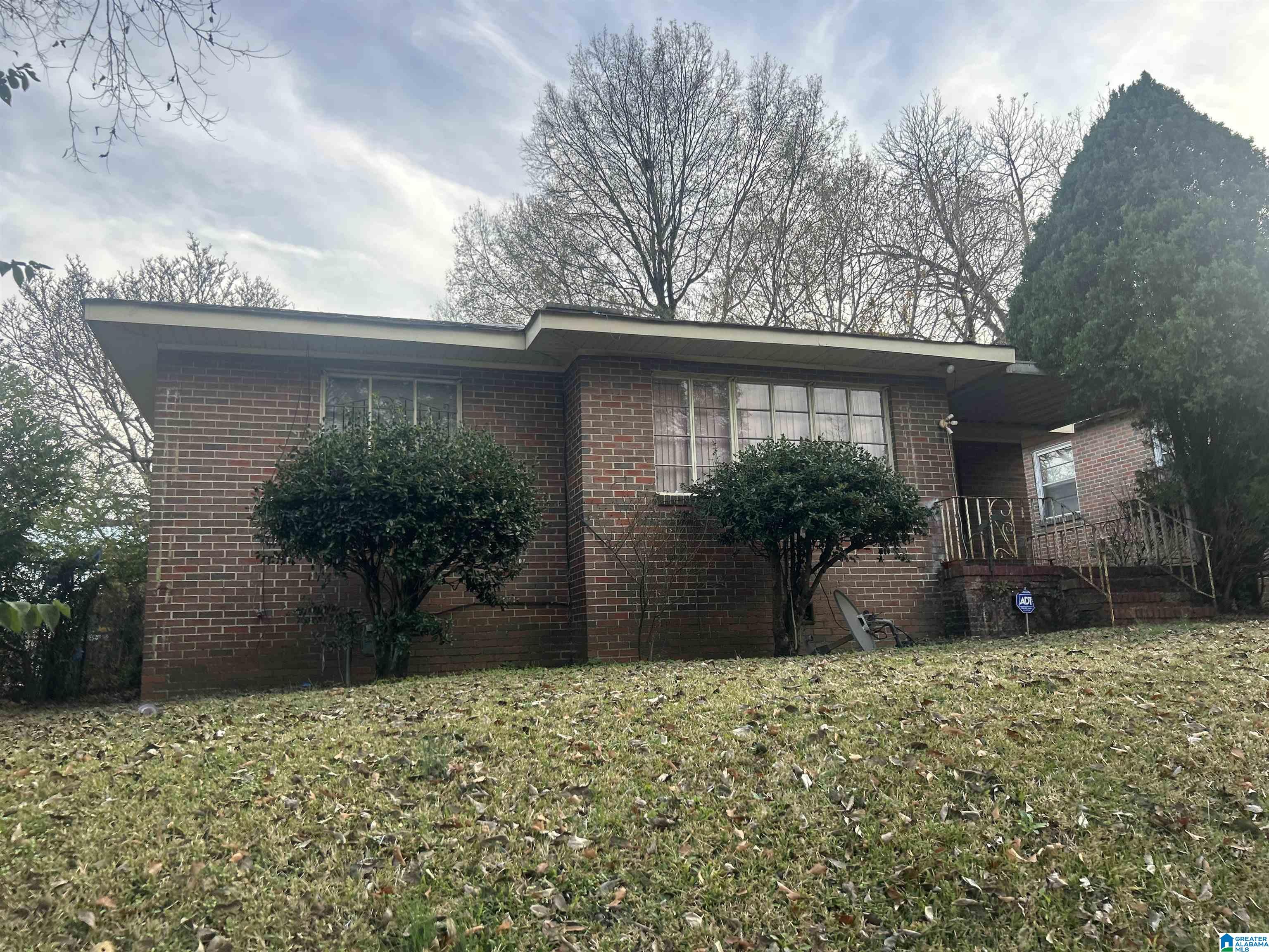 Homes for sale in Birmingham, AL | 2225 34th Avenue N, Birmingham, AL 35207 | MLS# 21438642