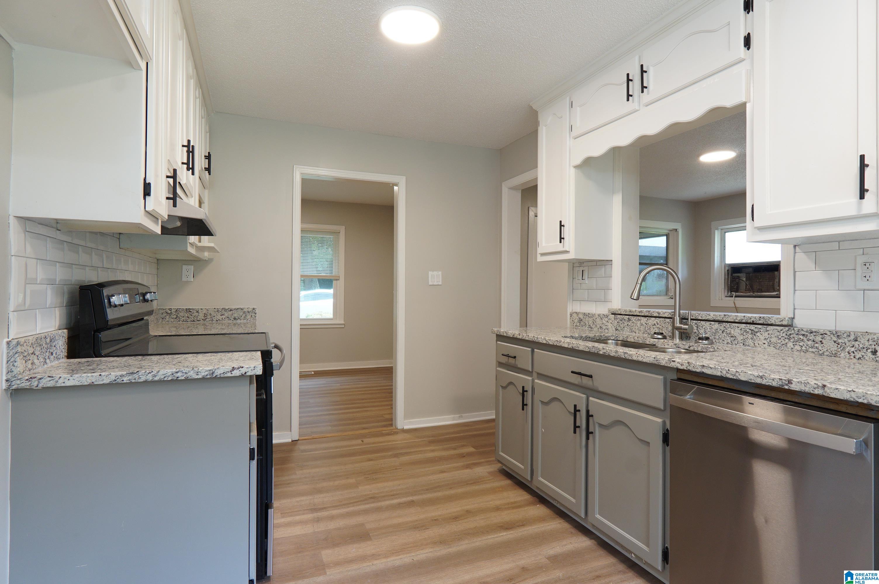 Homes for sale in Birmingham, AL | 1533 Choctaw Dr, Birmingham, AL 35214 | MLS# 21438704