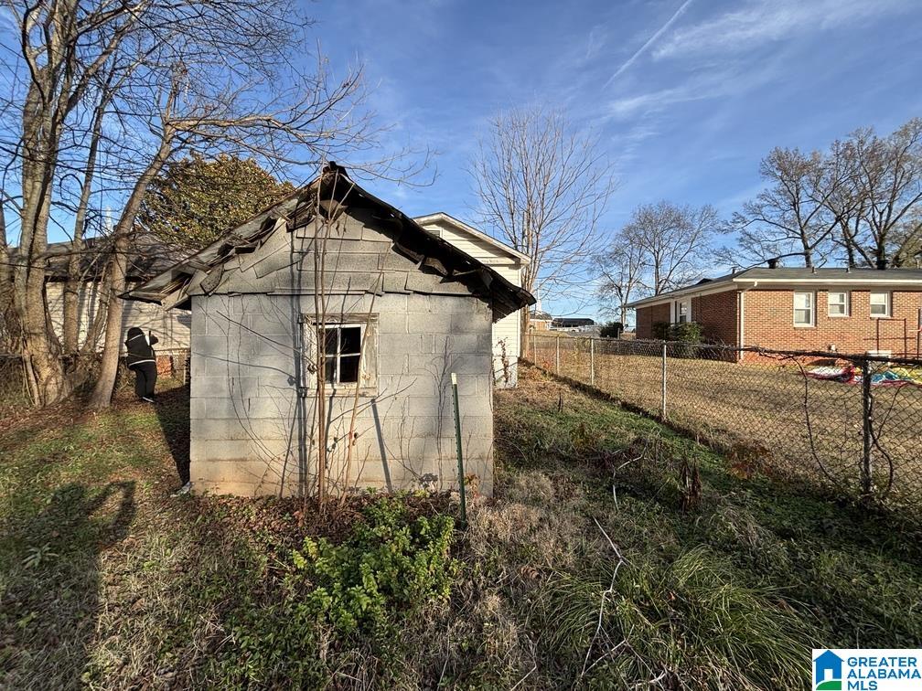 Homes for sale in Anniston, AL | 1710 Dooley Avenue, Anniston, AL 36201 | MLS# 21438877