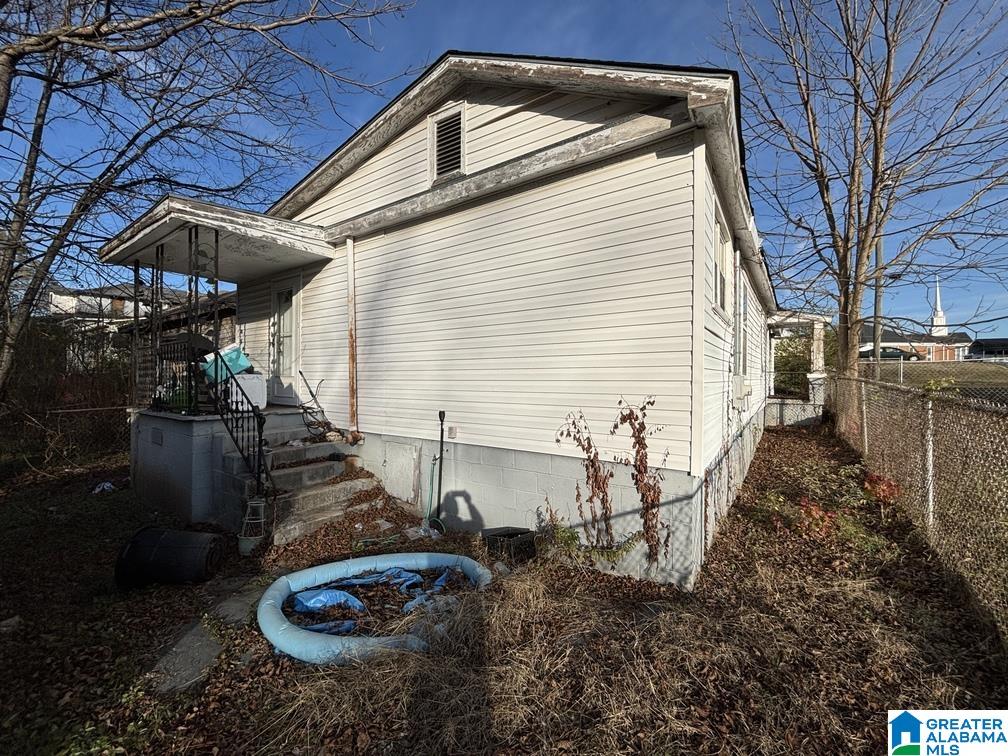 Homes for sale in Anniston, AL | 1710 Dooley Avenue, Anniston, AL 36201 | MLS# 21438877