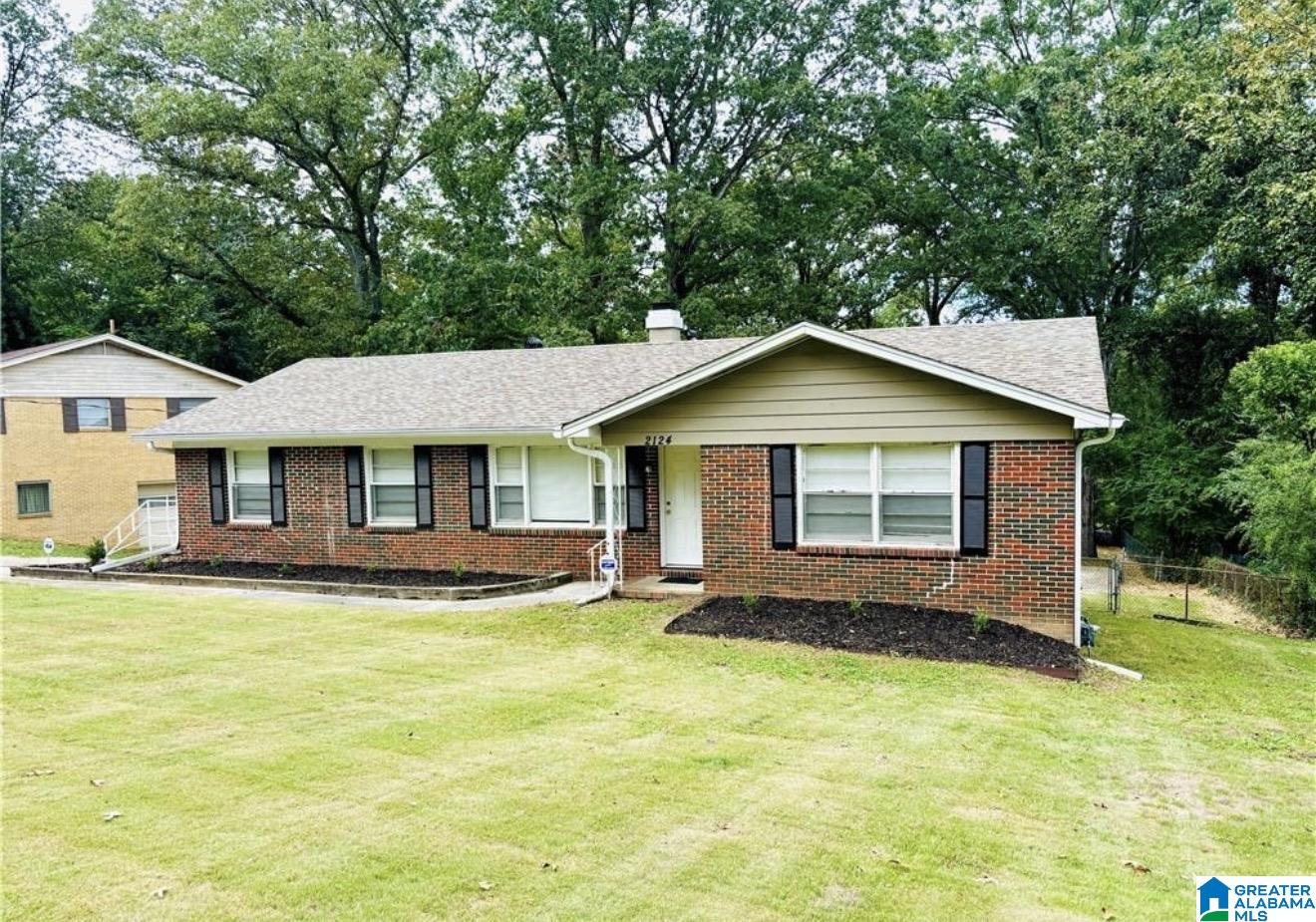 Homes for sale in Center Point, AL | 2124 3rd Street Nw, Center Point, AL 35215 | MLS# 21438882