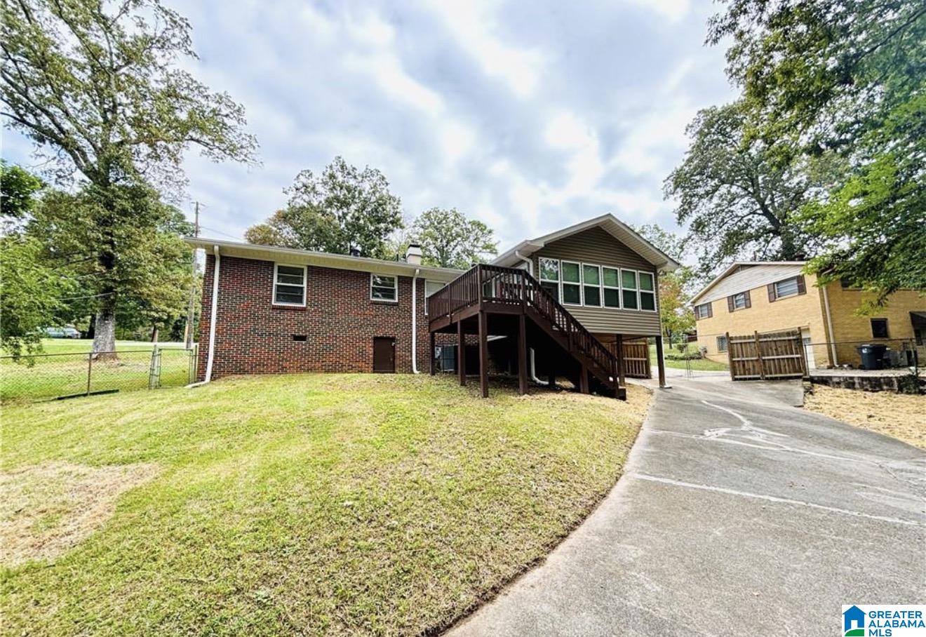 Homes for sale in Center Point, AL | 2124 3rd Street Nw, Center Point, AL 35215 | MLS# 21438882