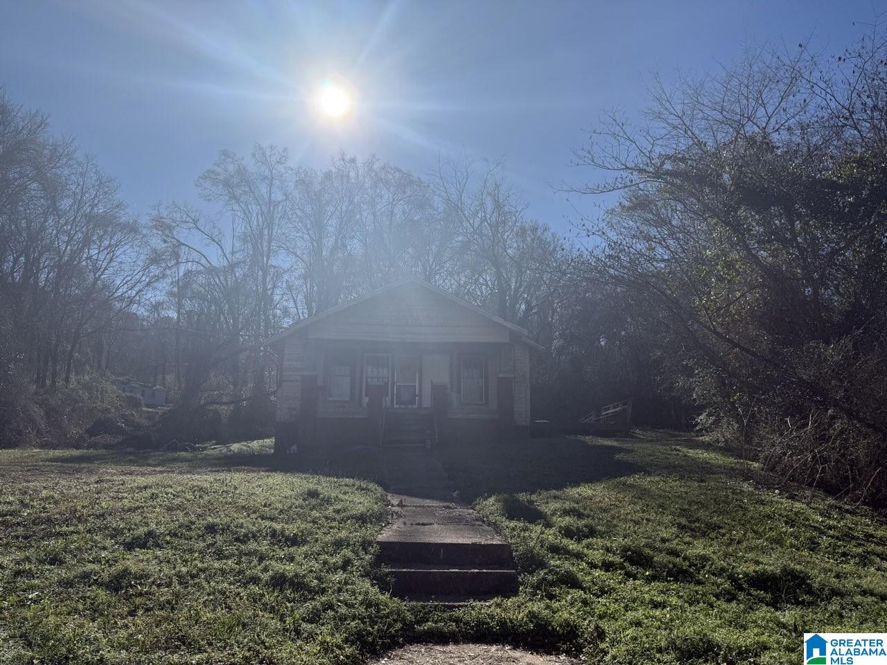 Homes for sale in Anniston, AL | 716 W 3rd Street, Anniston, AL 36201 | MLS# 21438890