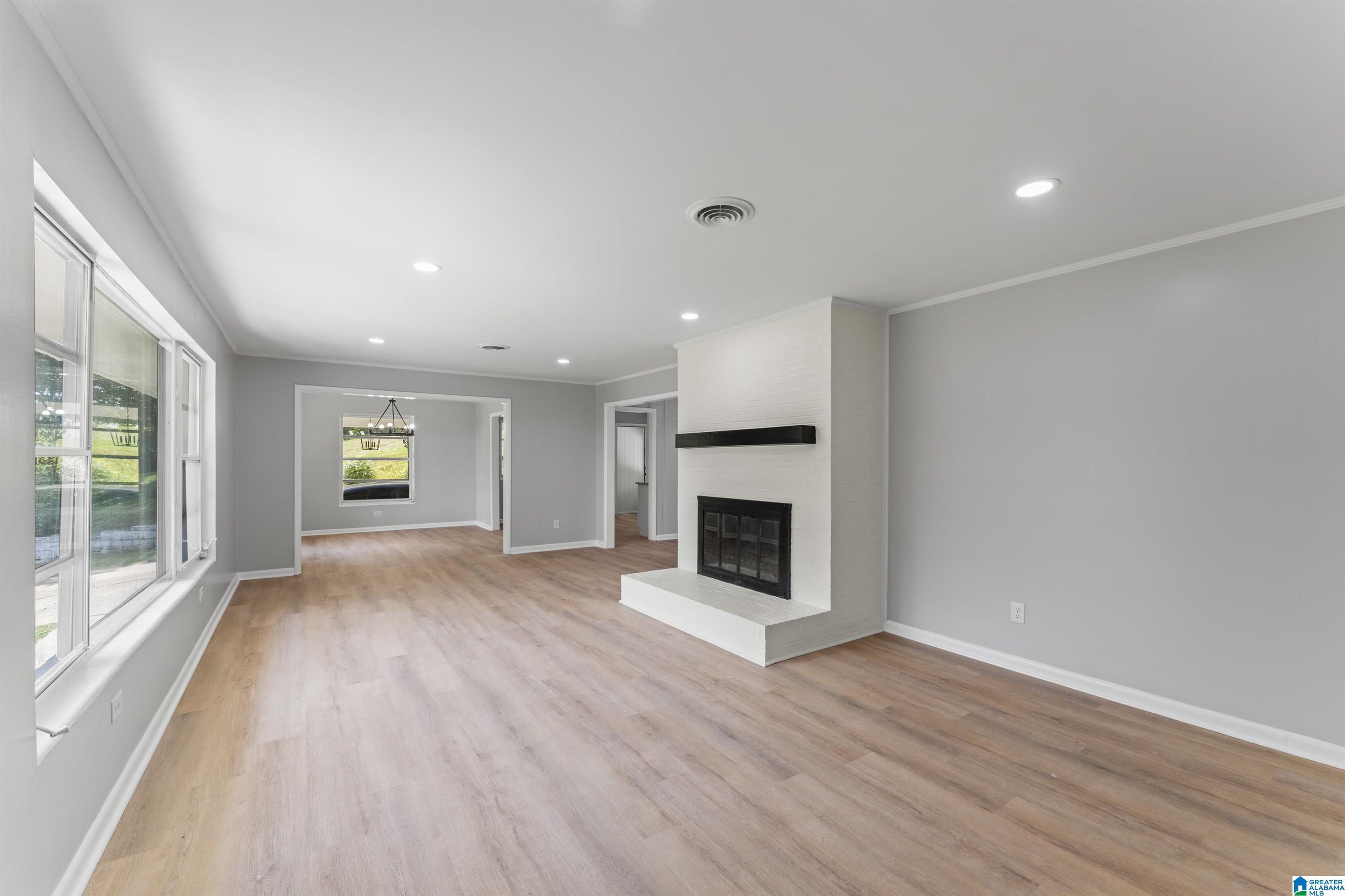 Homes for sale in Hueytown, AL | 3034 Devon Road, Hueytown, AL 35023 | MLS# 21438936