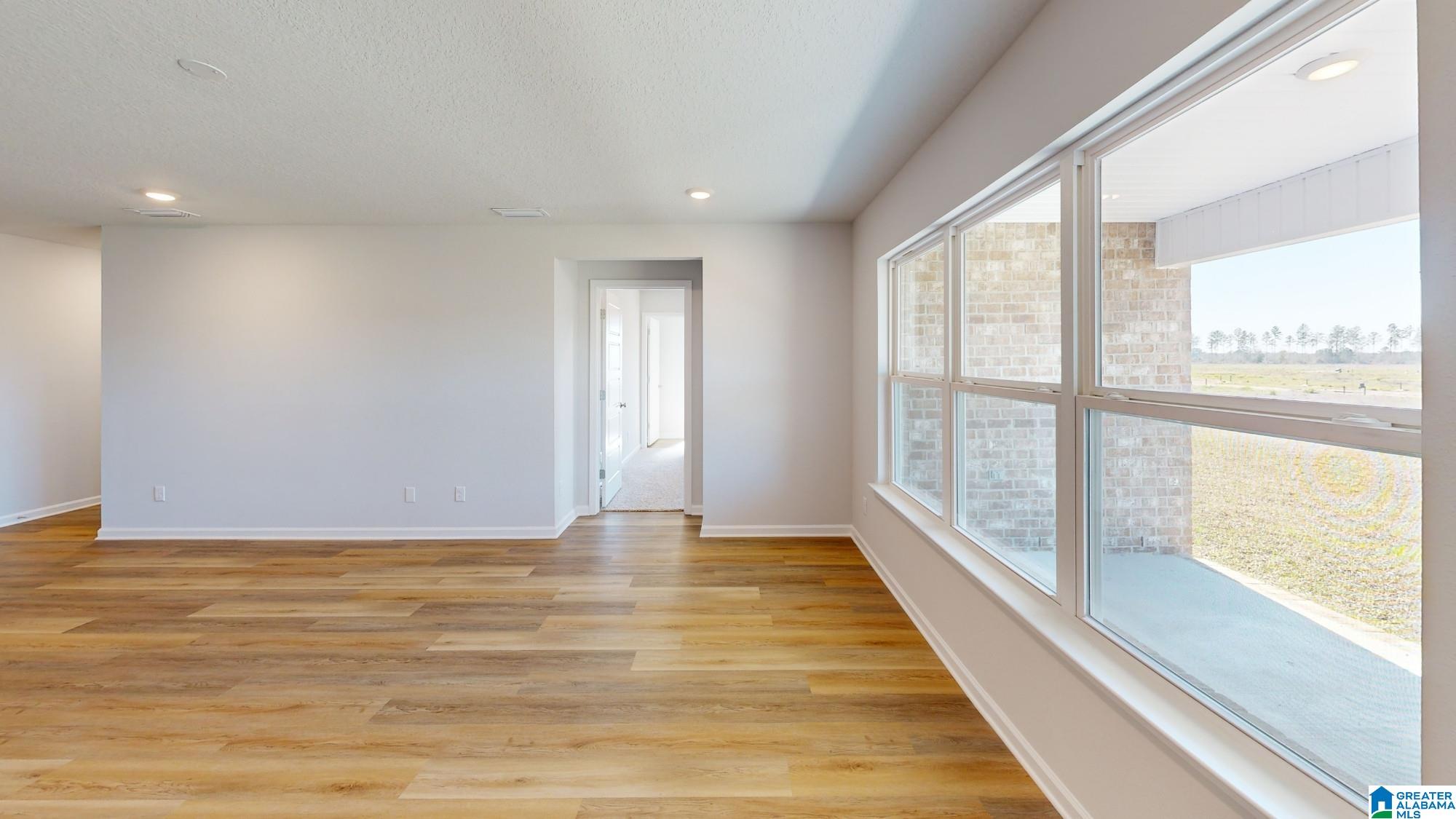 Homes for sale in Calera, AL | 213 Mill Point Circle, Calera, AL 35040 | MLS# 21438948