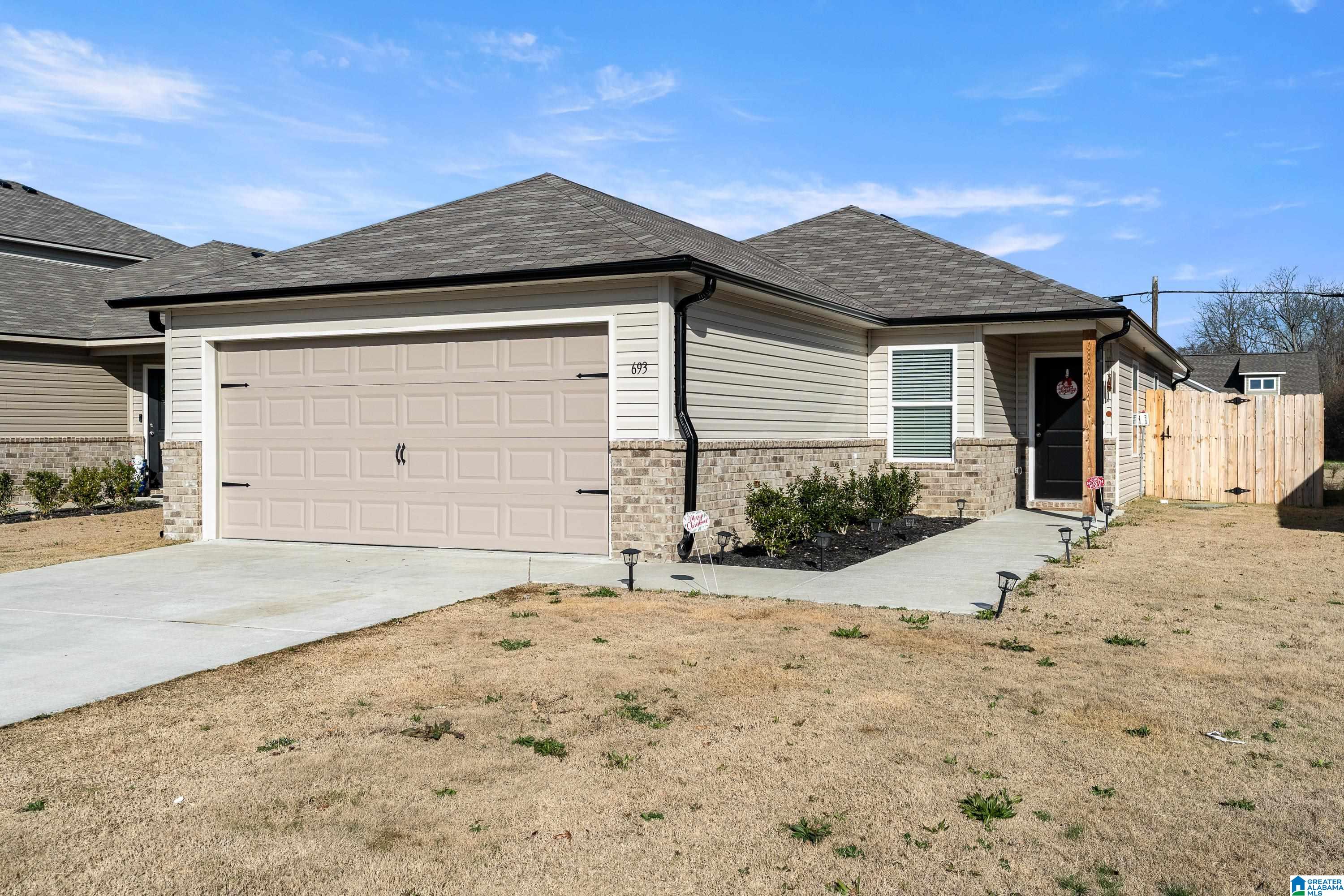 Homes for sale in Odenville, AL | 693 Savannah Street, Odenville, AL 35120 | MLS# 21439077