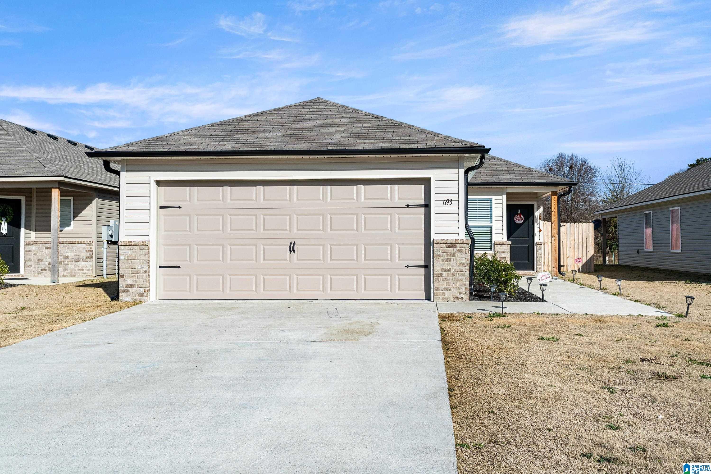 Homes for sale in Odenville, AL | 693 Savannah Street, Odenville, AL 35120 | MLS# 21439077