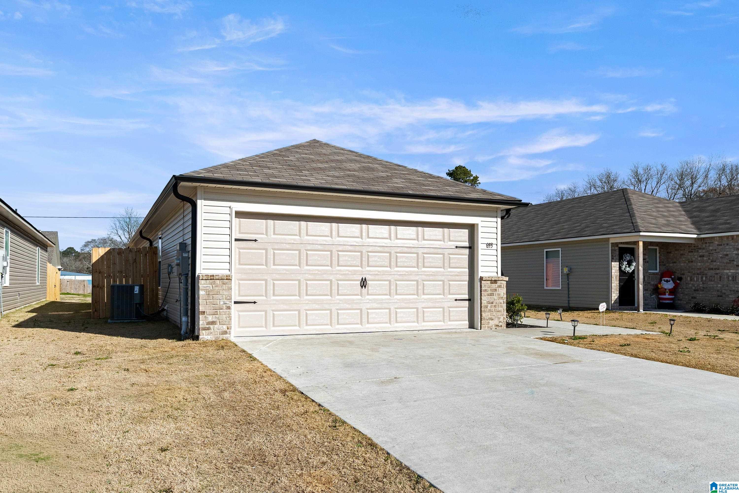 Homes for sale in Odenville, AL | 693 Savannah Street, Odenville, AL 35120 | MLS# 21439077