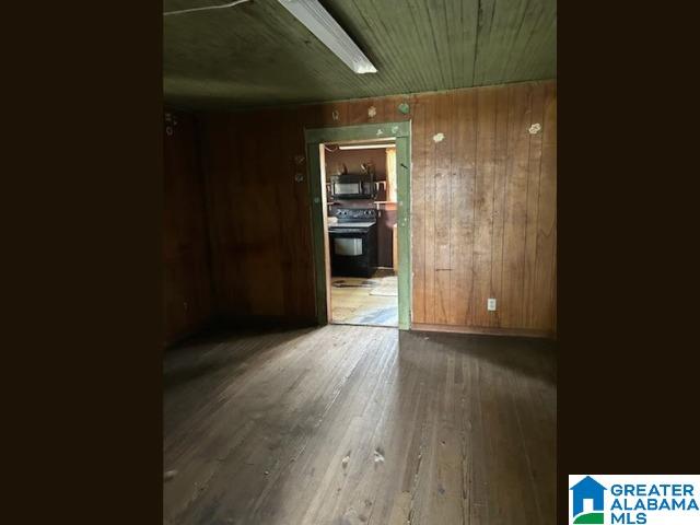 Homes for sale in Anniston, AL | 2105 Moore Avenue, Anniston, AL 36201 | MLS# 21439140