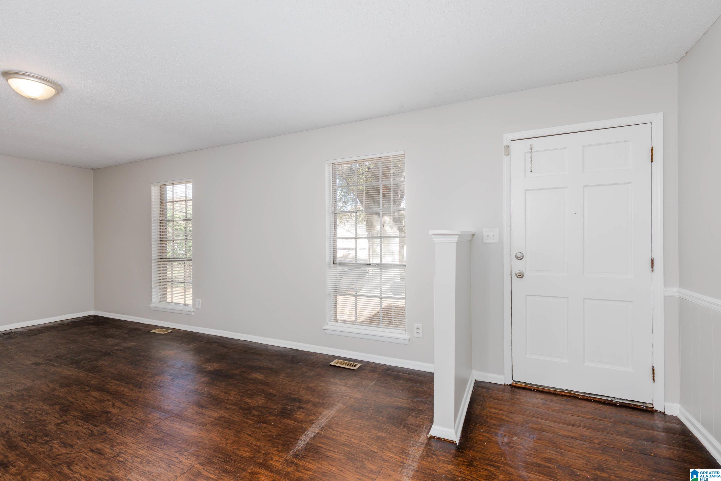 Homes for sale in Pelham, AL | 504 Creekview Terrace, Pelham, AL 35124 | MLS# 21439206