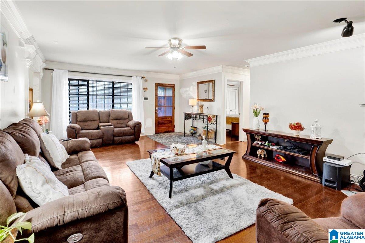 Homes for sale in Alabaster, AL | 128 Forest Parkway, Alabaster, AL 35007 | MLS# 21439208