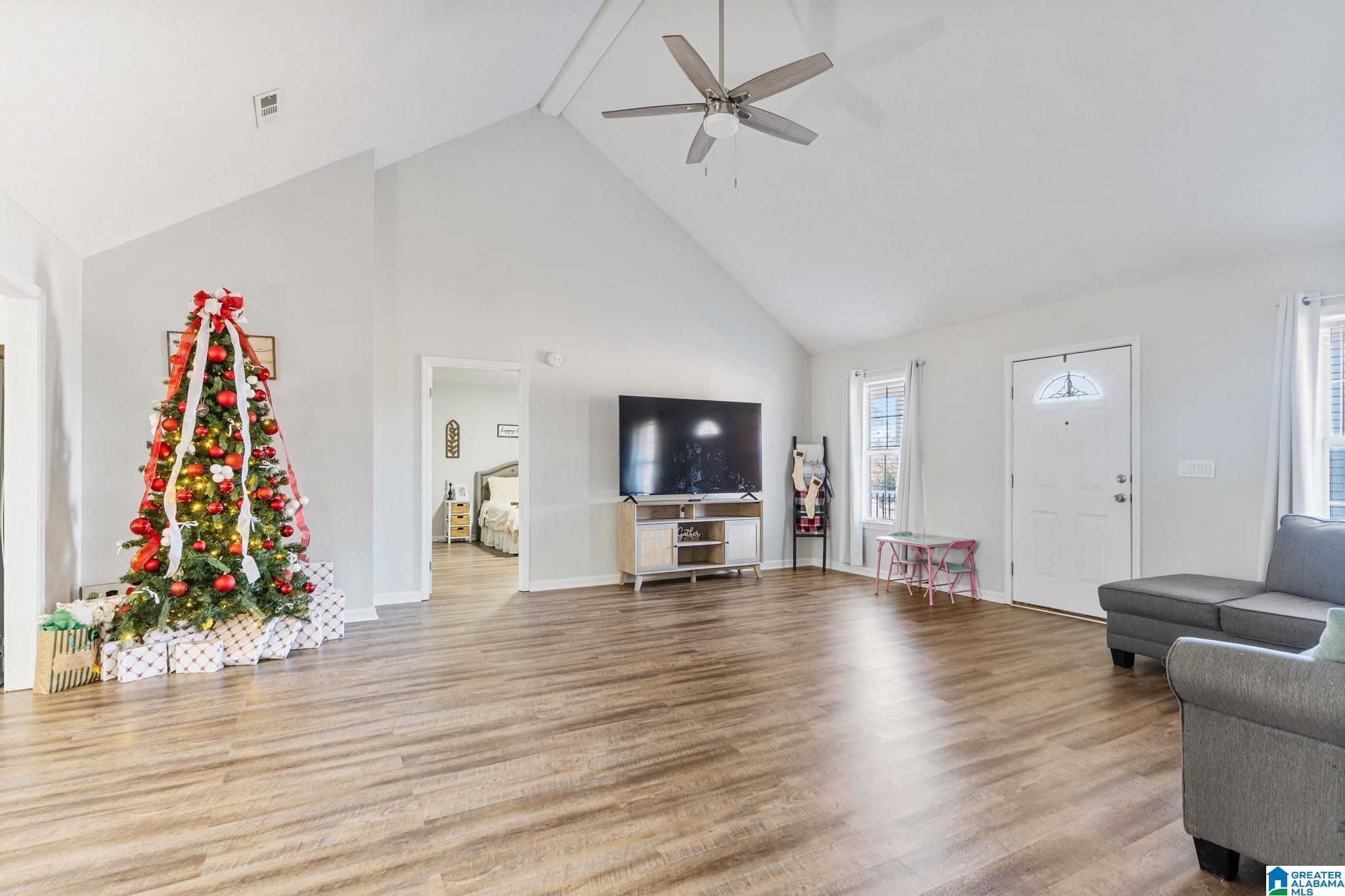 Homes for sale in Thorsby, AL | 70 S Dakota Avenue, Thorsby, AL 35171 | MLS# 21439359