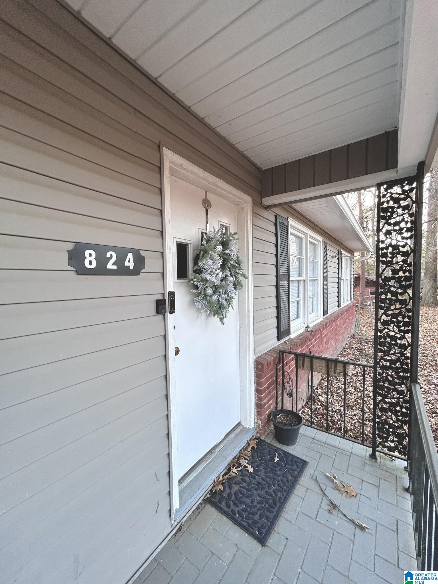 Homes for sale in Anniston, AL | 824 W 54Th Street, Anniston, AL 36206 | MLS# 21439389