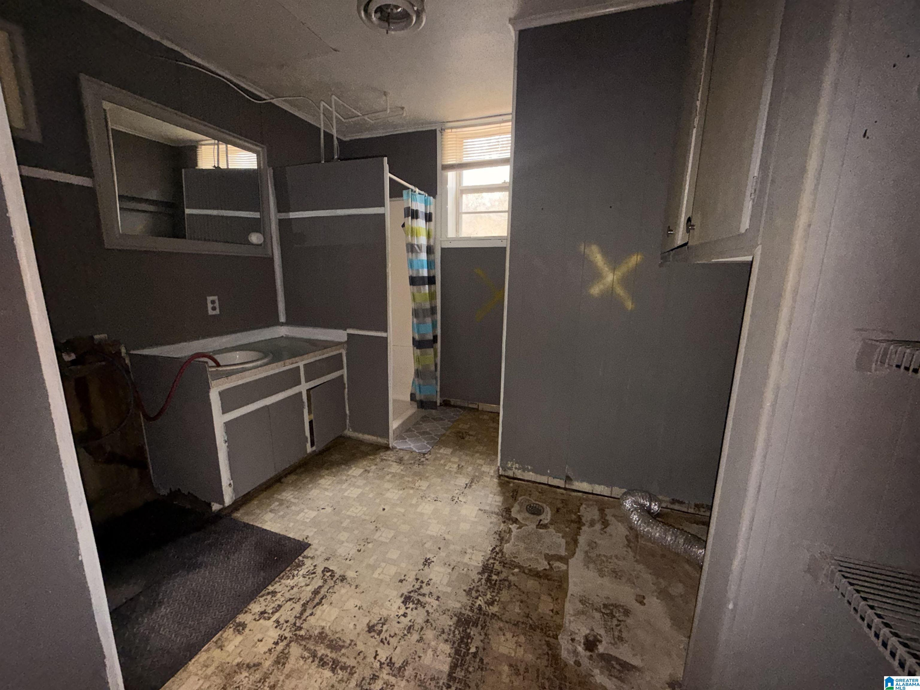 Homes for sale in Roanoke, AL | 646 Mickle Dr, Roanoke, AL 36274 | MLS# 21439466