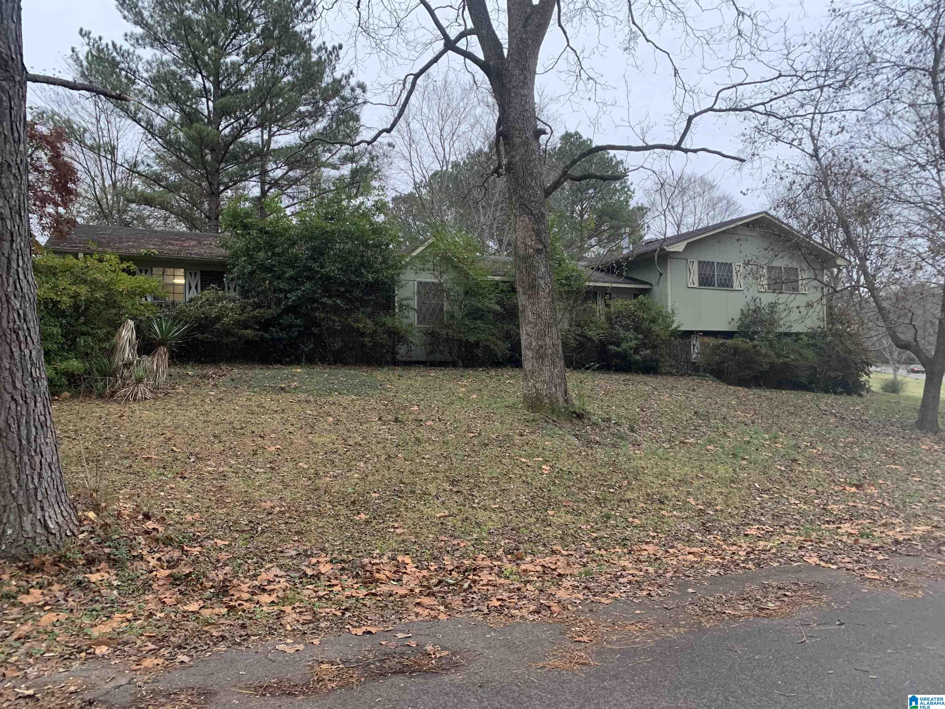 Homes for sale in Fultondale, AL | 1805 L Dr, Fultondale, AL 35068 | MLS# 21439508