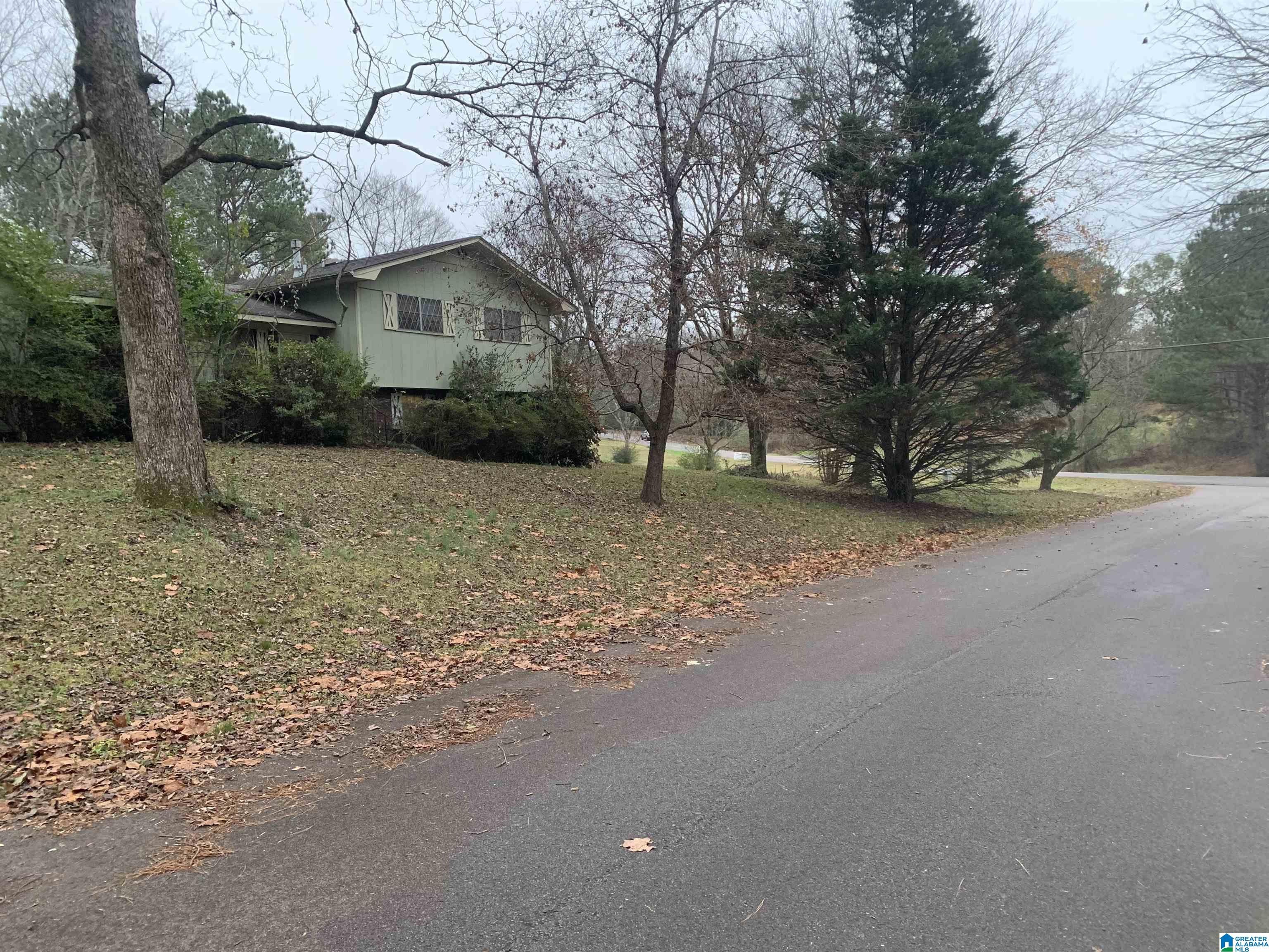 Homes for sale in Fultondale, AL | 1805 L Dr, Fultondale, AL 35068 | MLS# 21439508