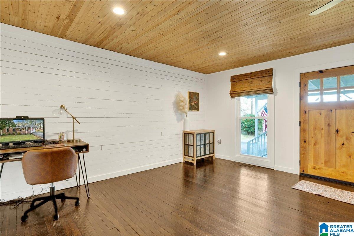 Homes for sale in Alabaster, AL | 335 10Th Street Nw, Alabaster, AL 35007 | MLS# 21439523