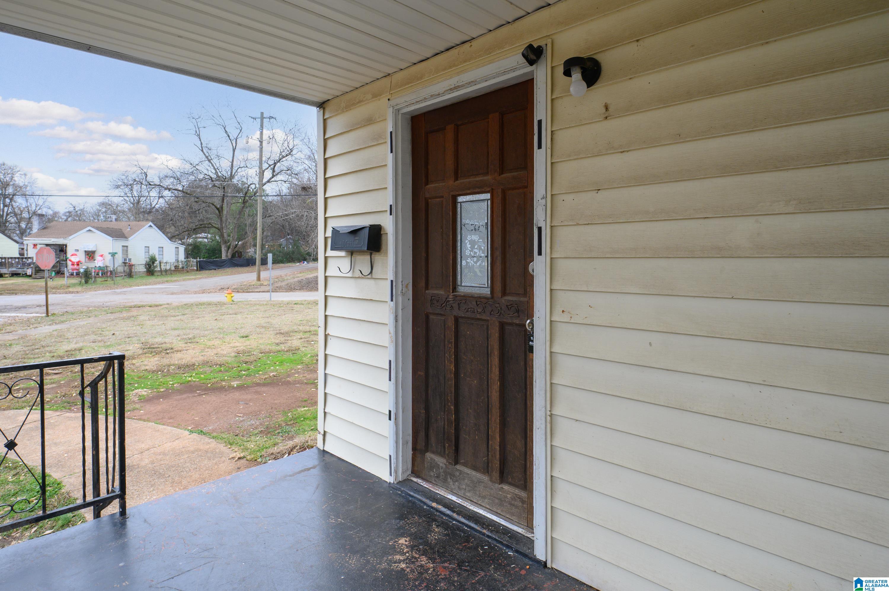 Homes for sale in Hueytown, AL | 200 Woodward Dr, Hueytown, AL 35023 | MLS# 21439536