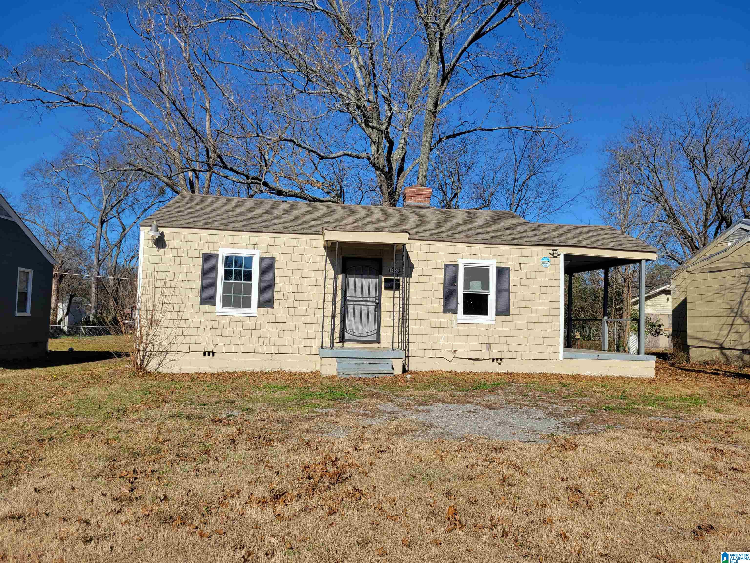 Homes for sale in Birmingham, AL | 1928 Princeton Court, Birmingham, AL 35211 | MLS# 21439589