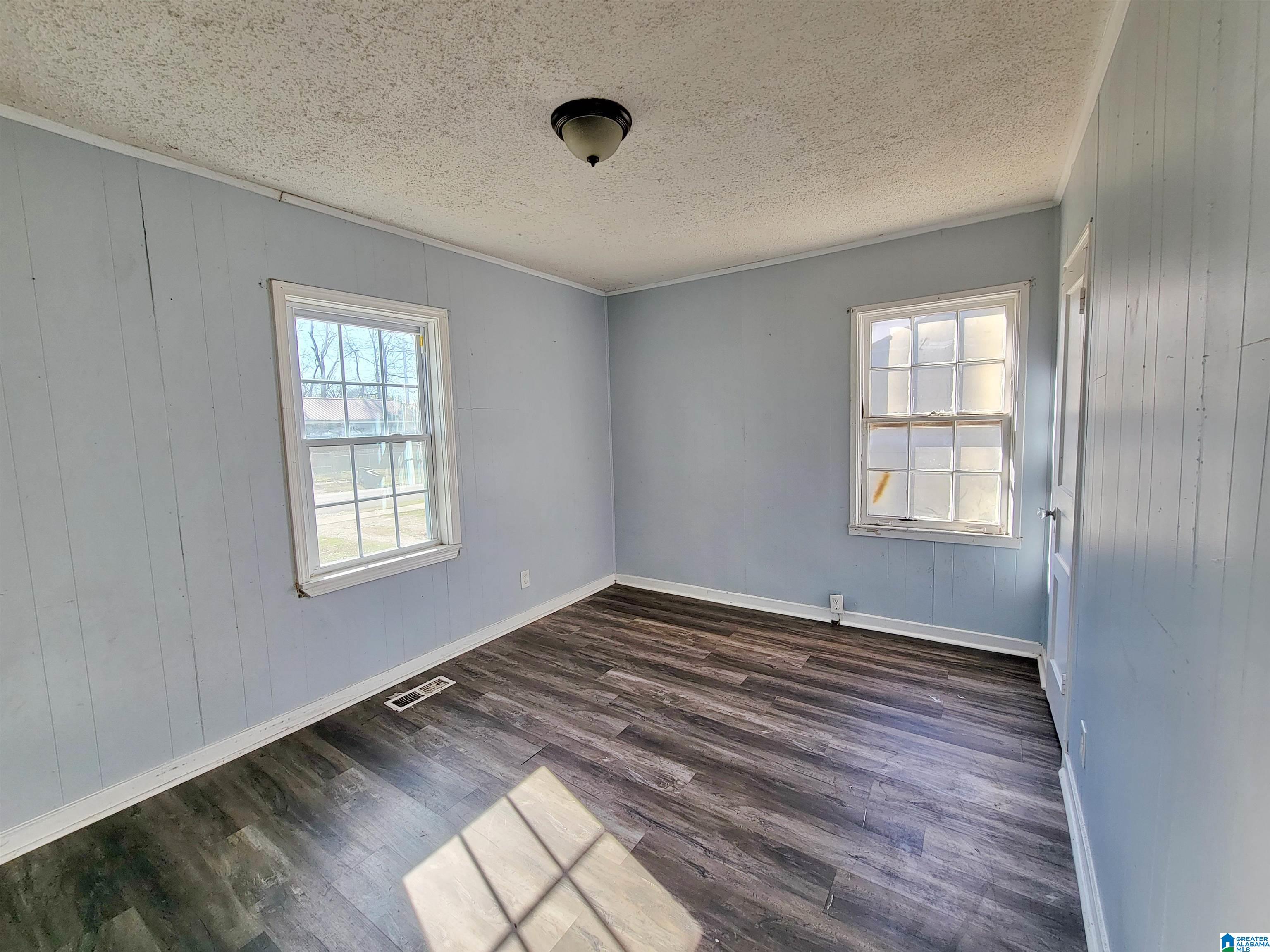 Homes for sale in Birmingham, AL | 1928 Princeton Court, Birmingham, AL 35211 | MLS# 21439589