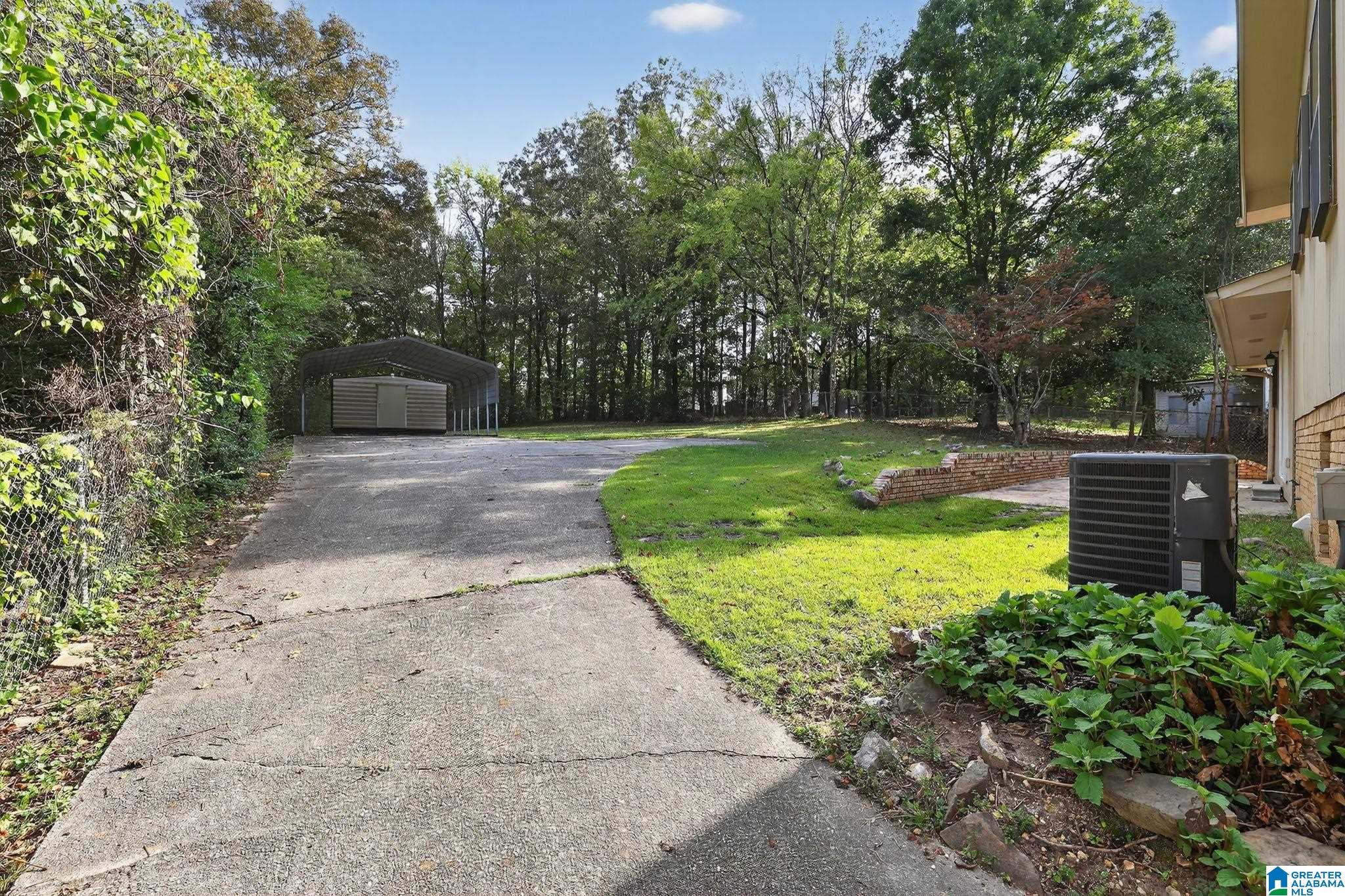 Homes for sale in Center Point, AL | 2925 Wood Dr Ne, Center Point, AL 35215 | MLS# 21439612