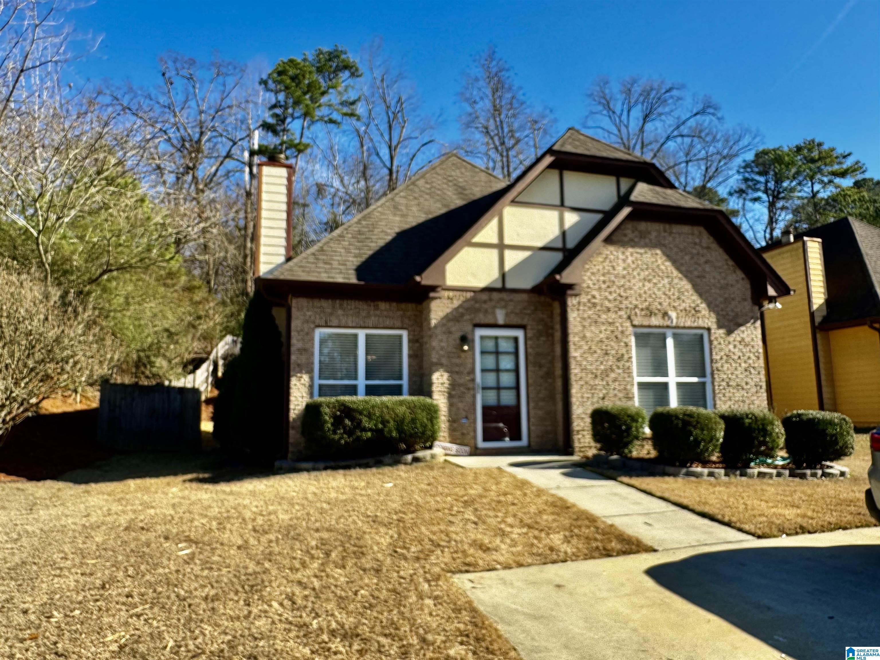 1239 PEBBLE CREEK CIRCLE