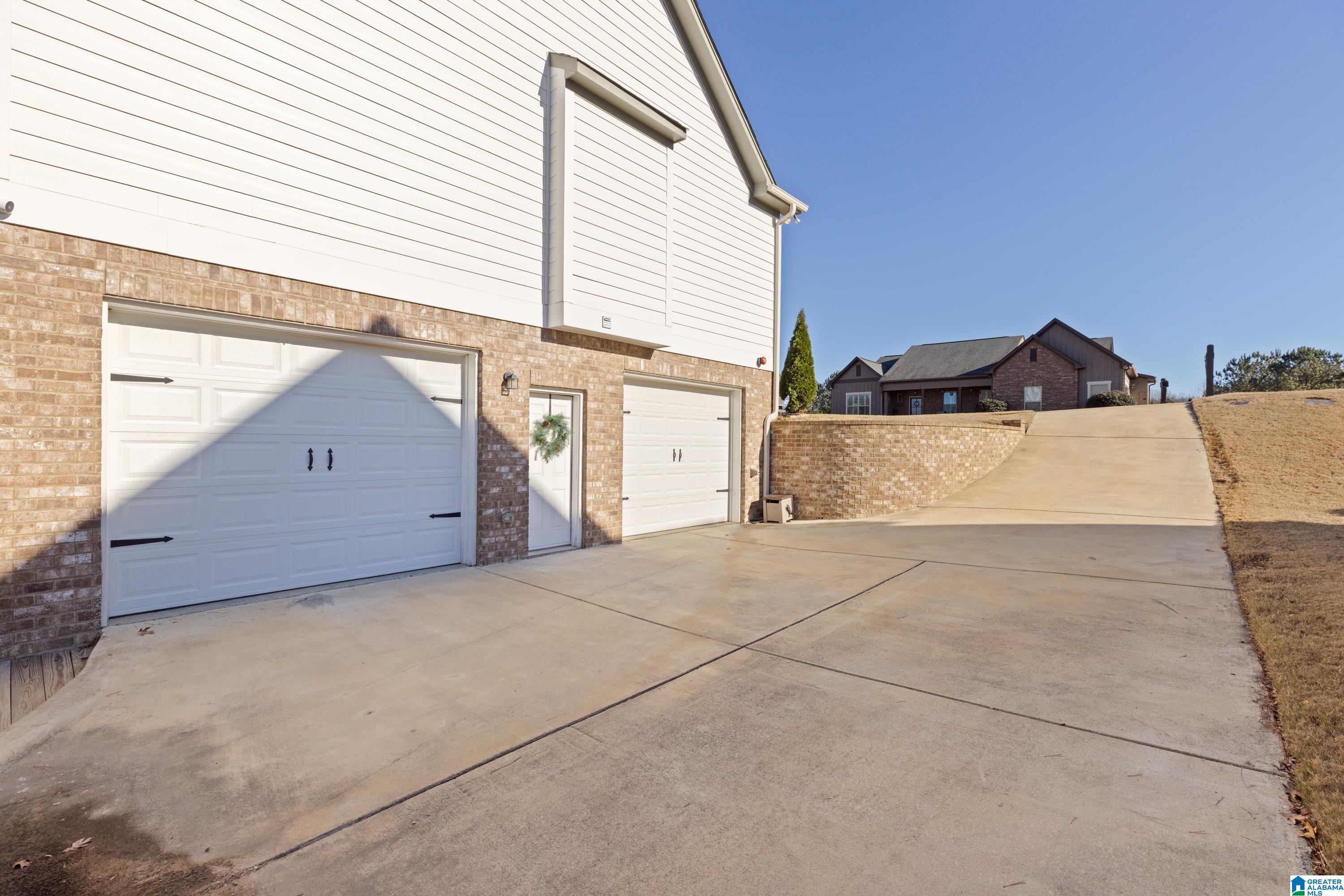 Homes for sale in Leeds, AL | 9274 Jardin Circle, Leeds, AL 35094 | MLS# 21439799