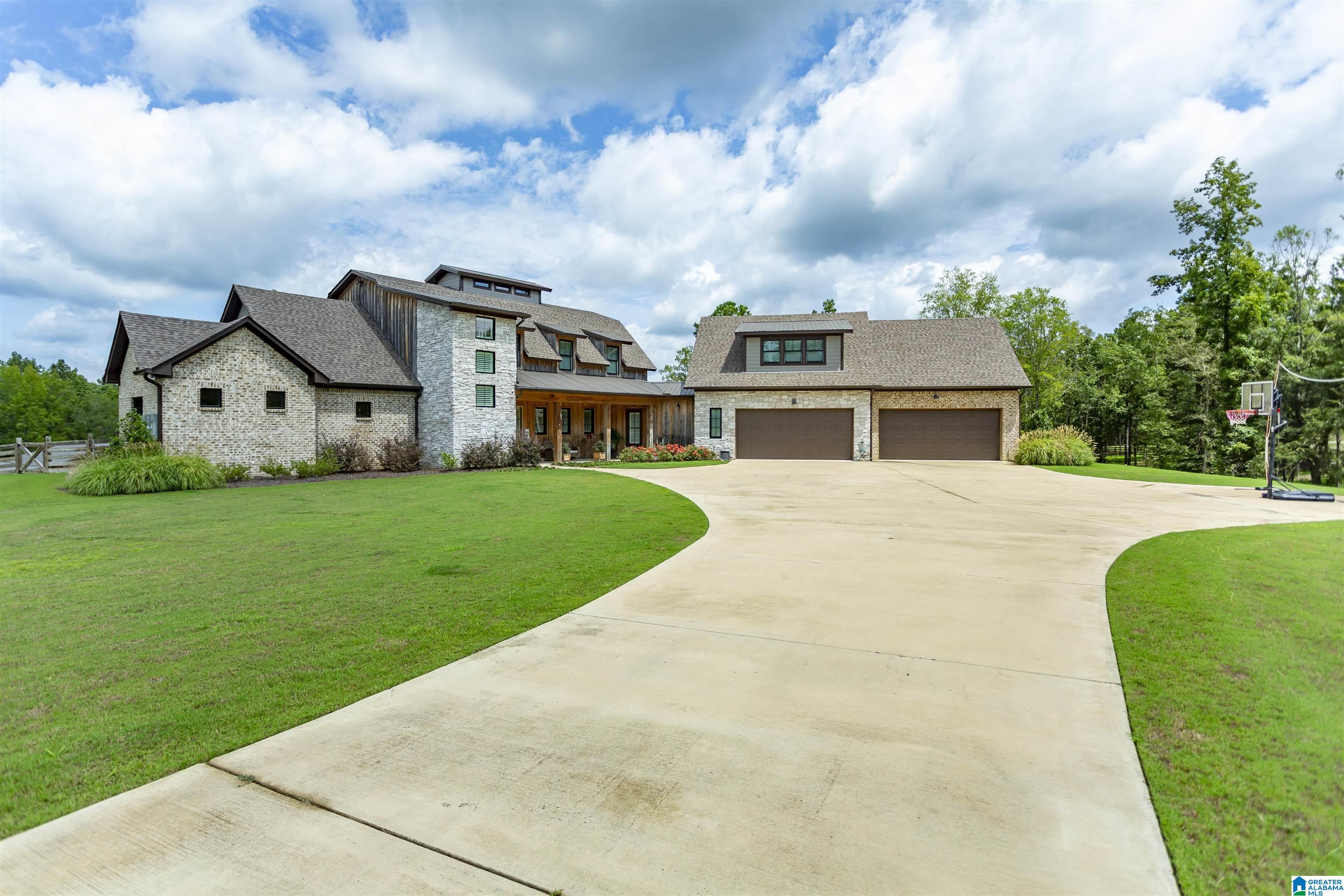 Homes for sale in Wilsonville, AL | 4930 Hwy 51, Wilsonville, AL 35186 | MLS# 21439803