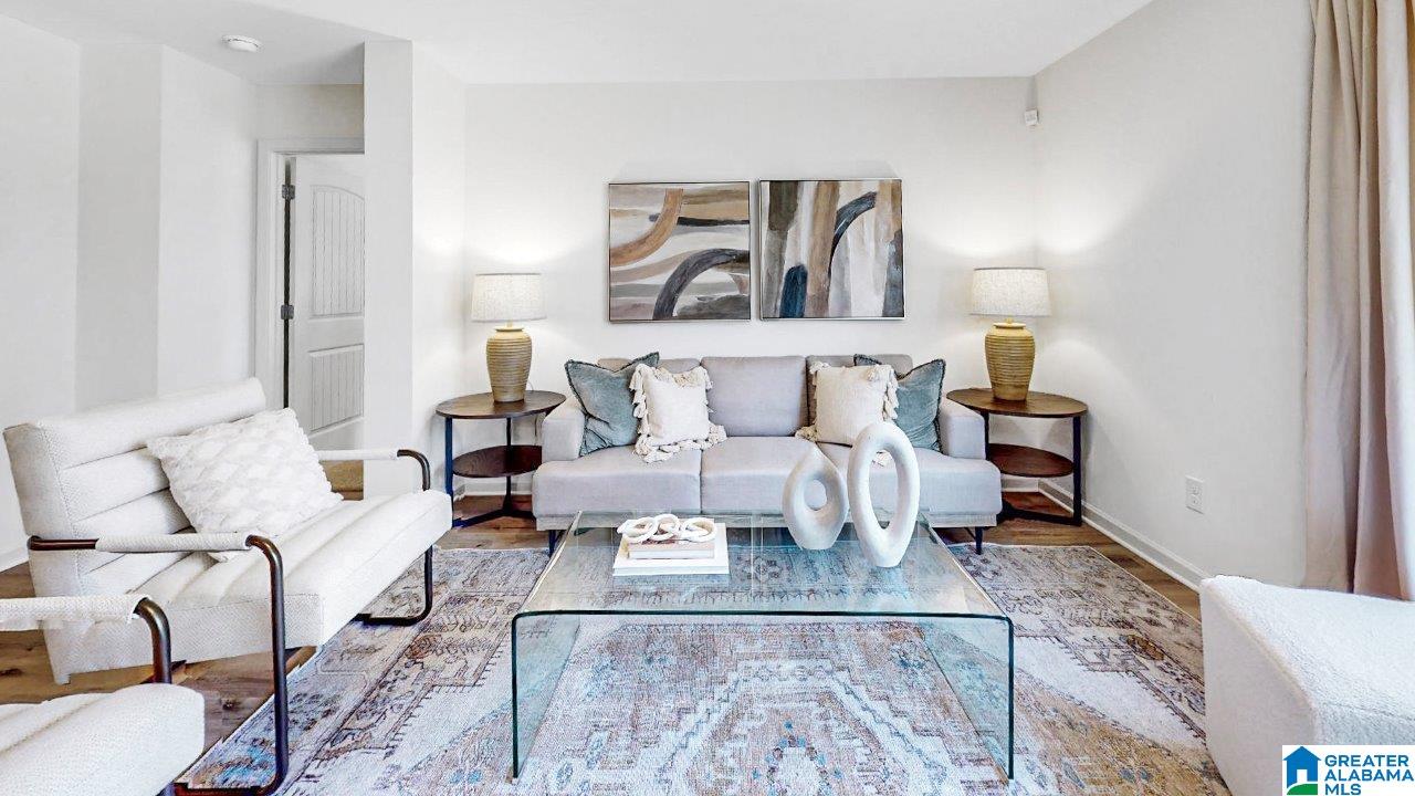 Homes for sale in Calera, AL | 617 Aberdeen Trace, Calera, AL 35040 | MLS# 21439820