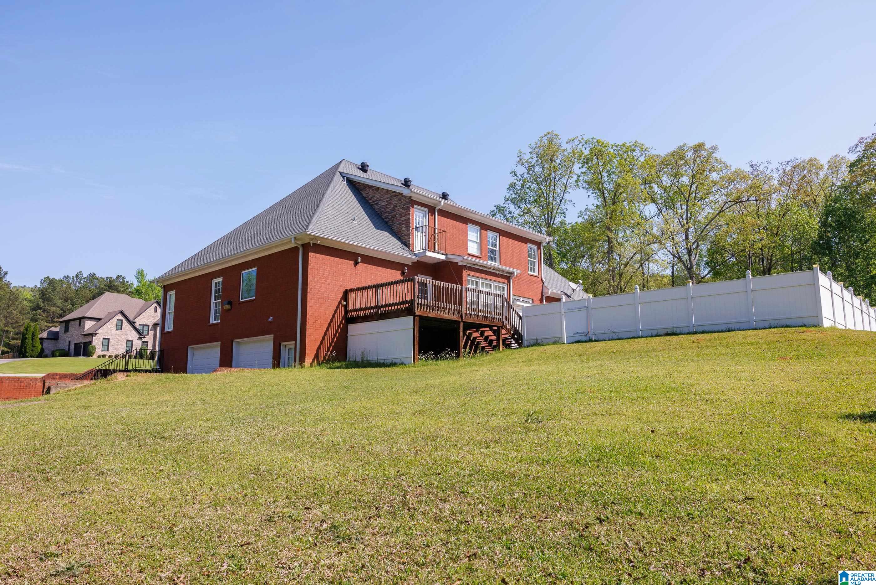 Homes for sale in Vandiver, AL | 228 Edgeland Road, Vandiver, AL 35176 | MLS# 21439839