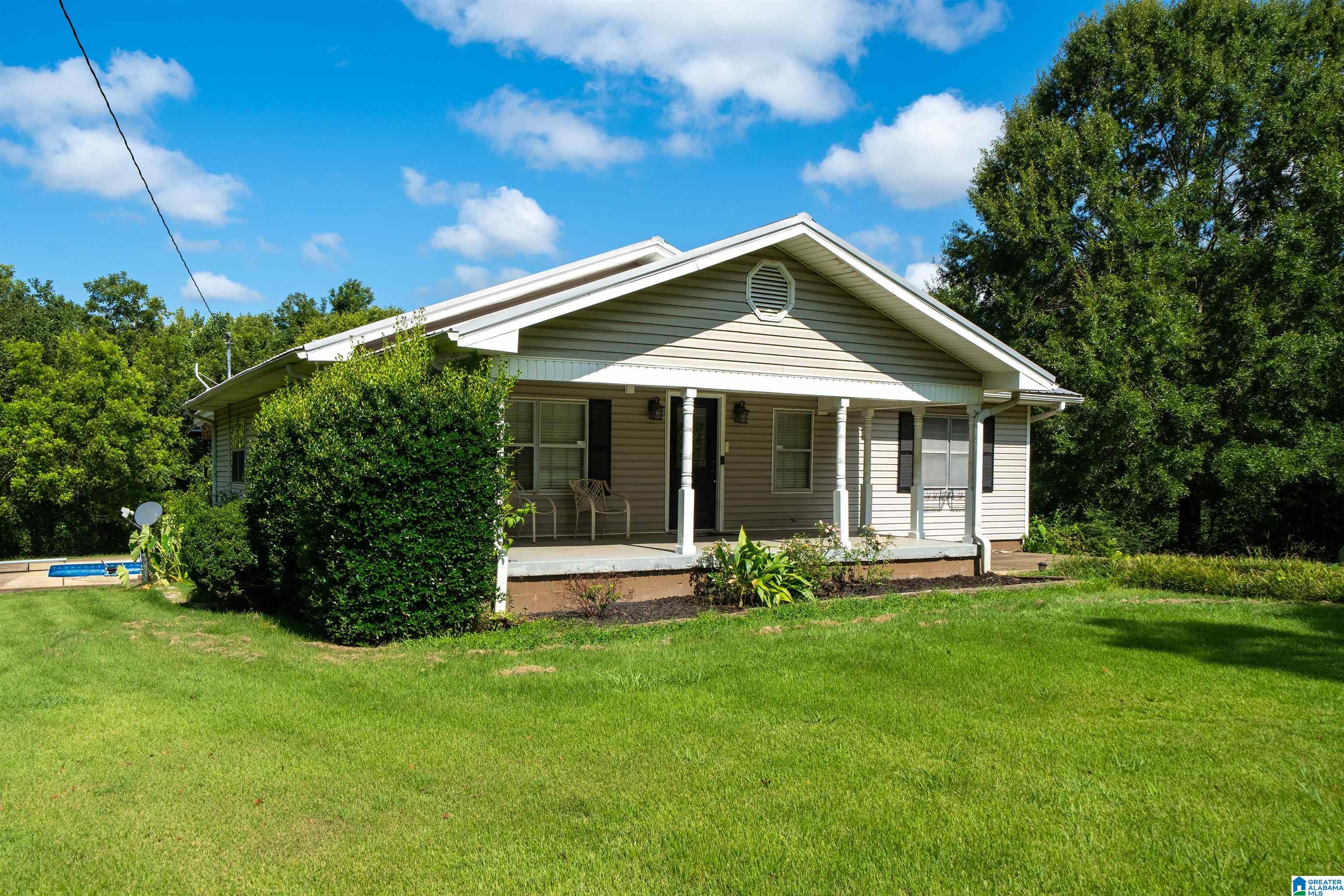 Homes for sale in Odenville, AL | 100 Twin Pine Circle, Odenville, AL 35120 | MLS# 21439898