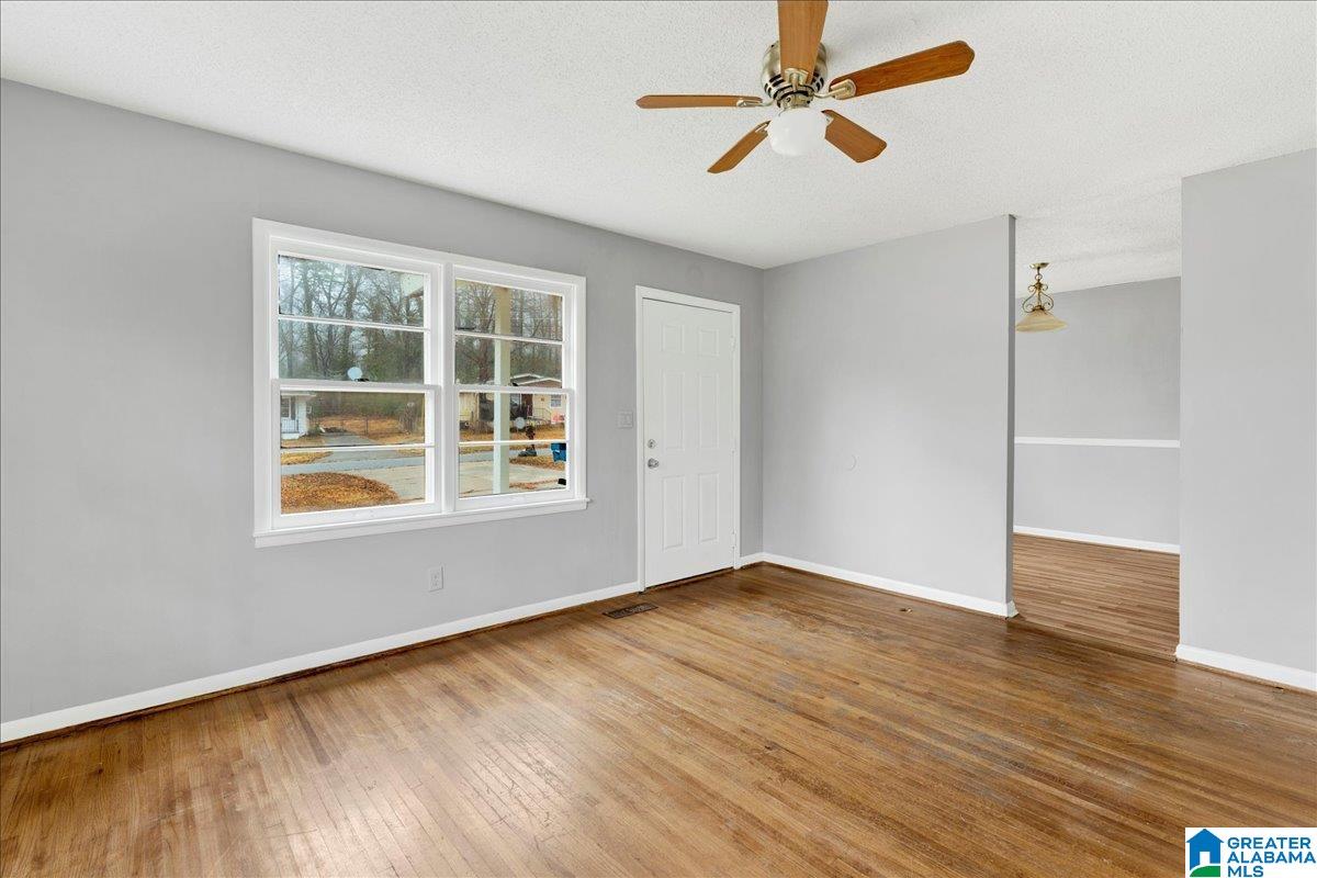 Homes for sale in Center Point, AL | 1712 4Th Pl Nw, Center Point, AL 35215 | MLS# 21439920