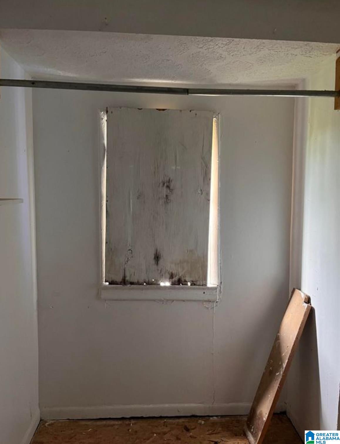 Homes for sale in Anniston, AL | 330 Constantine Avenue, Anniston, AL 36201 | MLS# 21440013