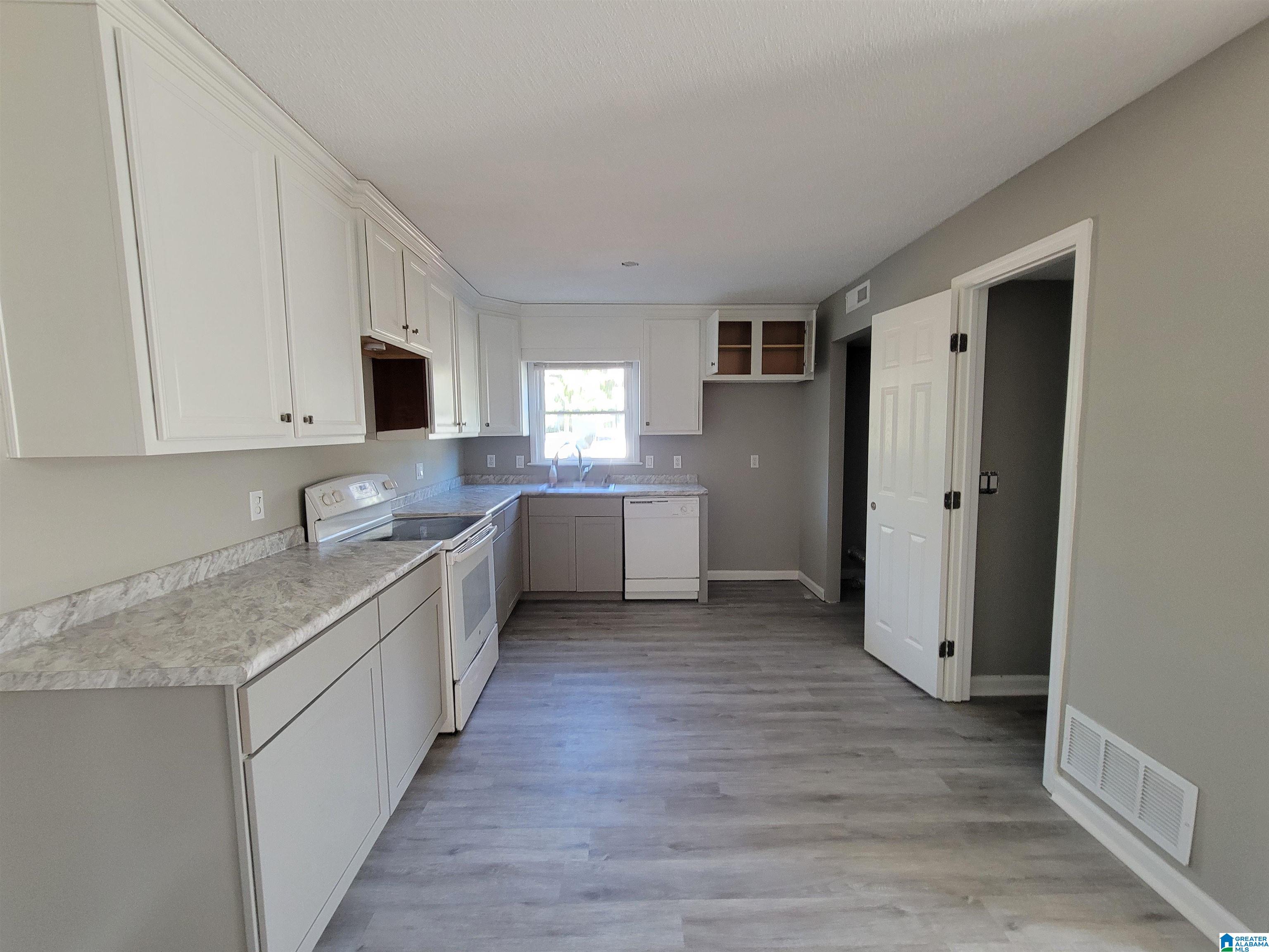 Homes for sale in Pelham, AL | 1892 Chandalar Court, Pelham, AL 35124 | MLS# 21440096