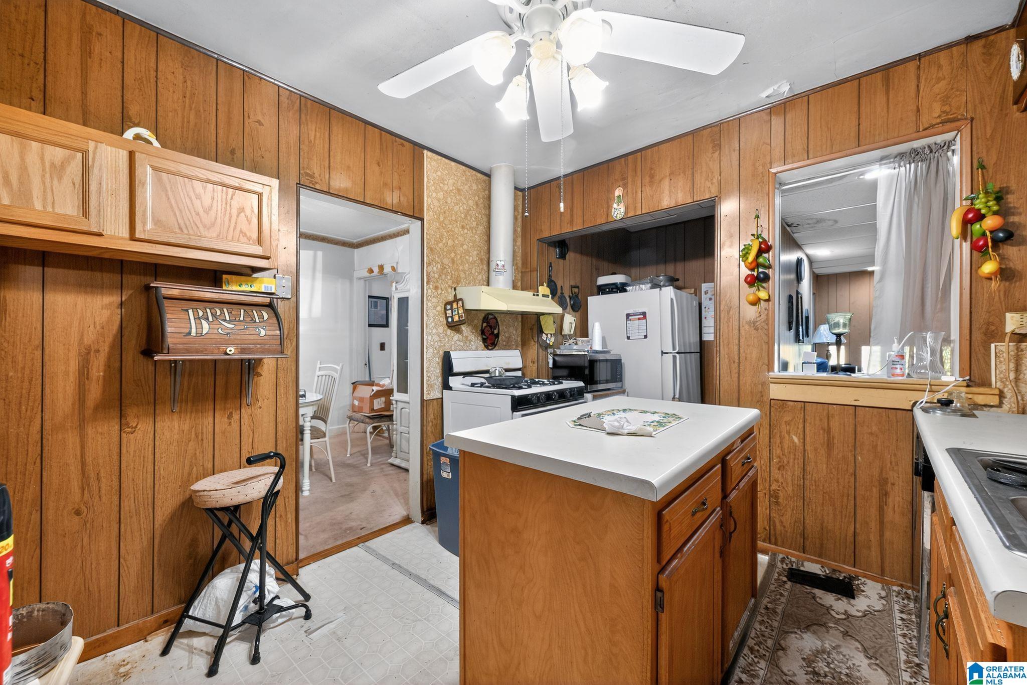 Homes for sale in Birmingham, AL | 2026 Princeton Avenue Sw, Birmingham, AL 35211 | MLS# 21440106