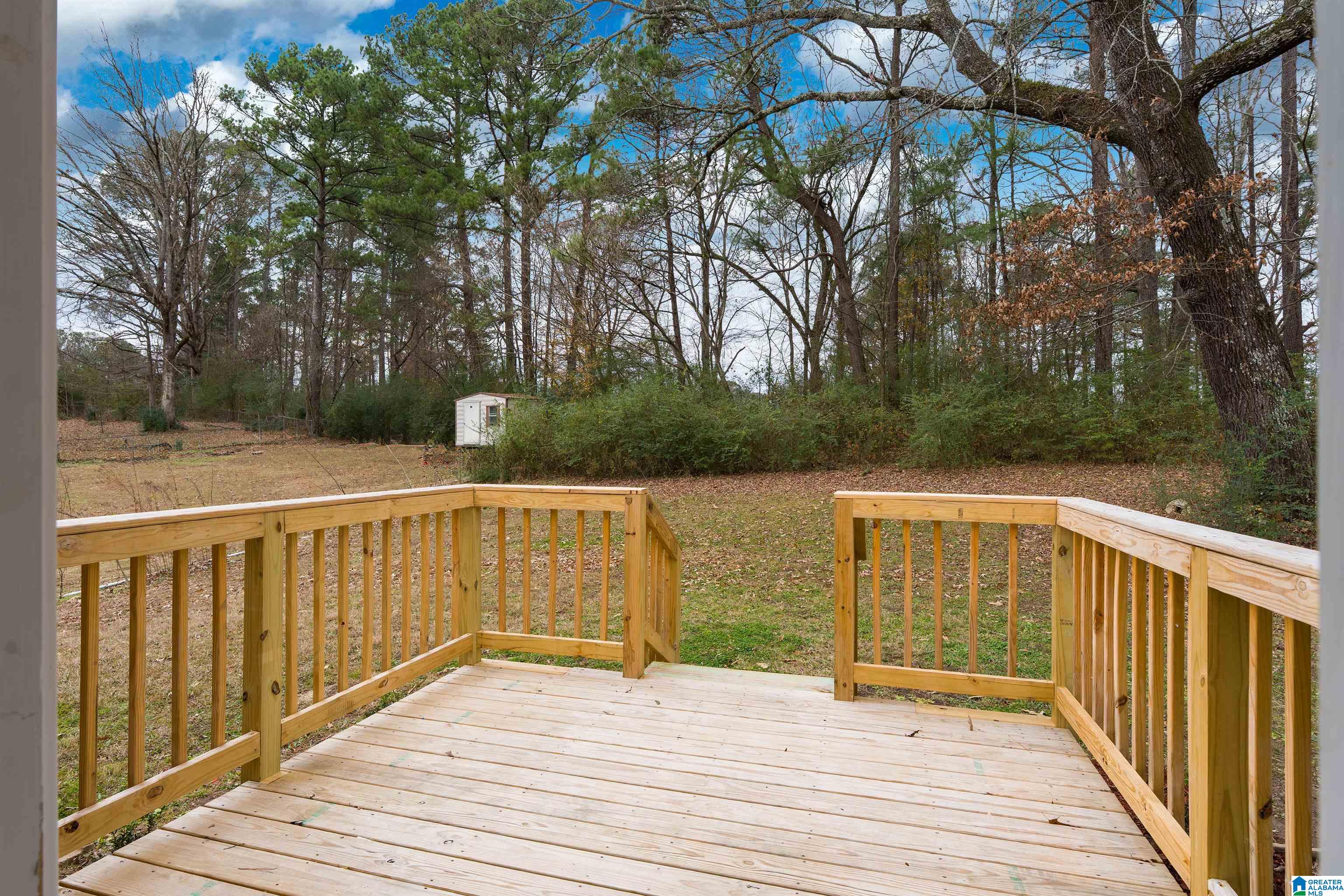 Homes for sale in Fultondale, AL | 1928 Walker Dr, Fultondale, AL 35068 | MLS# 21440121