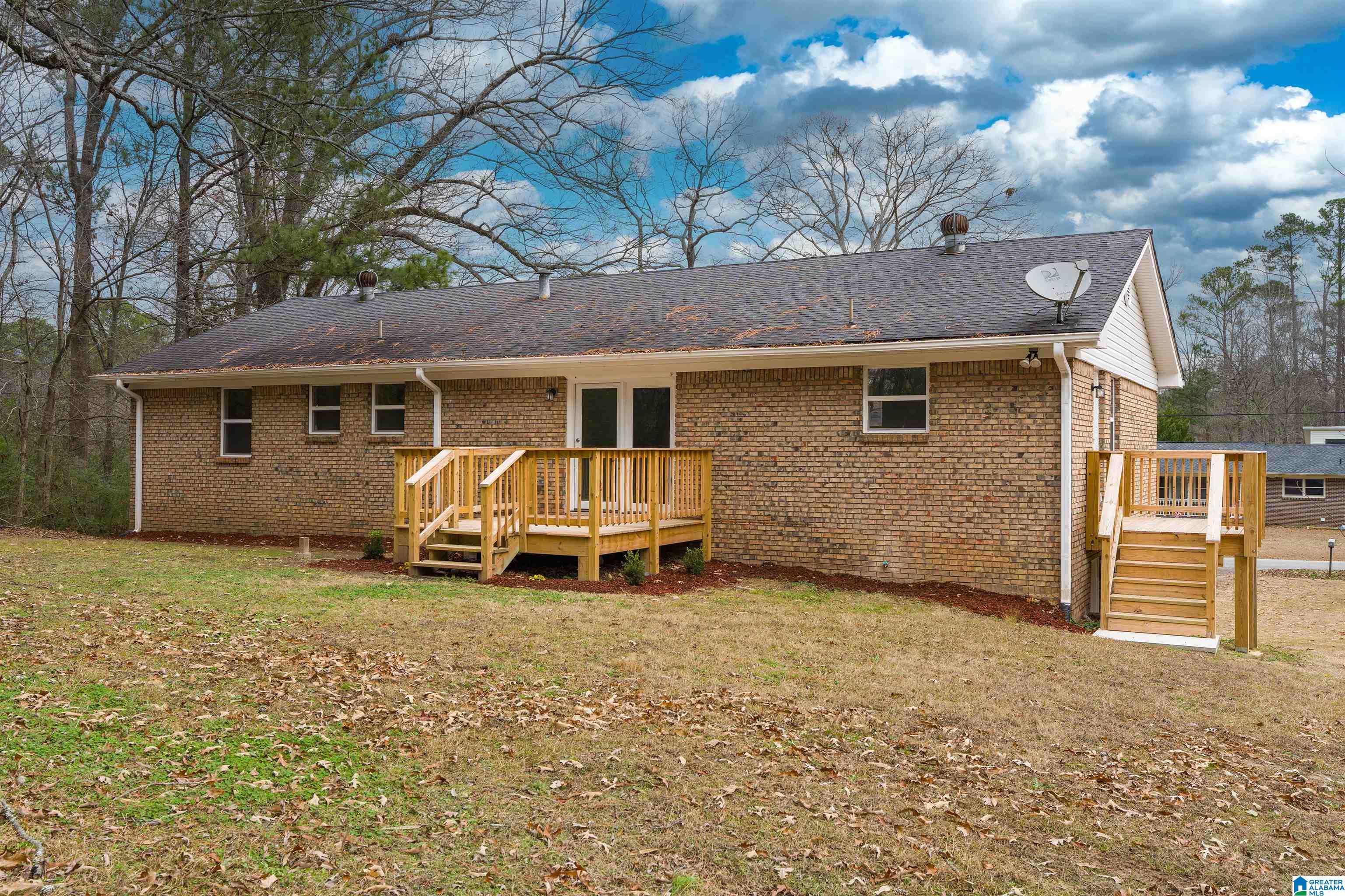 Homes for sale in Fultondale, AL | 1928 Walker Dr, Fultondale, AL 35068 | MLS# 21440121