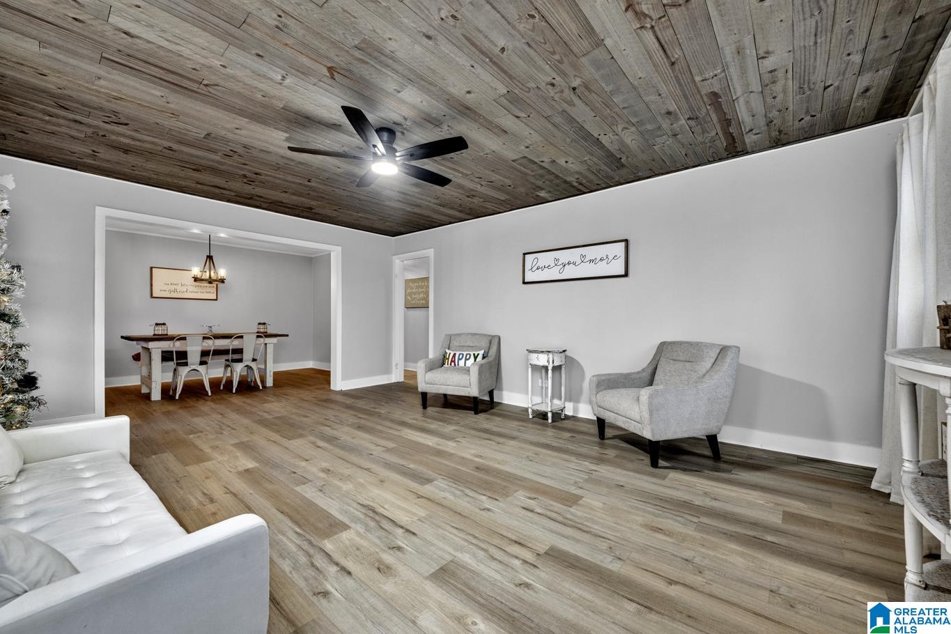 Homes for sale in Warrior, AL | 9718 Corner School Road, Warrior, AL 35180 | MLS# 21440140