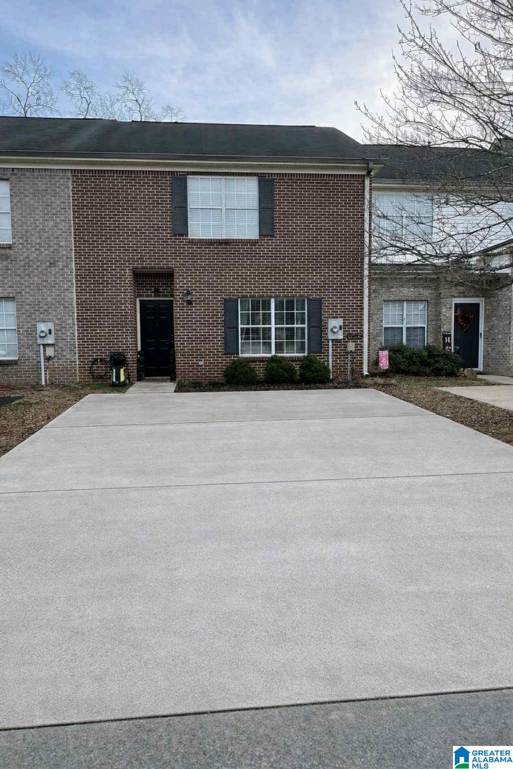 Homes for sale in Clanton, AL | 56 Park Dr S, Clanton, AL 35045 | MLS# 21440199