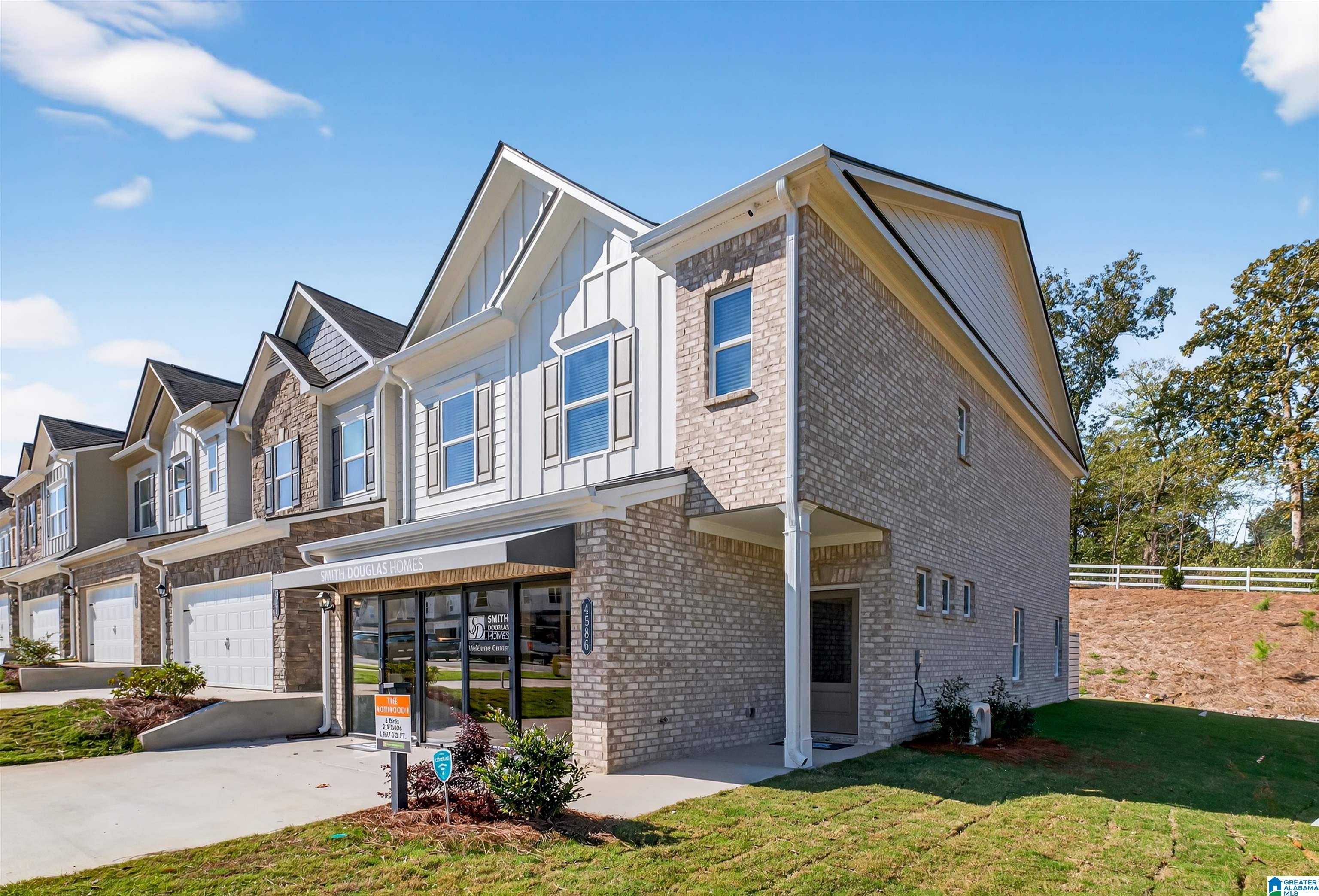 Homes for sale in Fultondale, AL | 4538 Village Springs Square #4, Fultondale, AL 35068 | MLS# 21440210