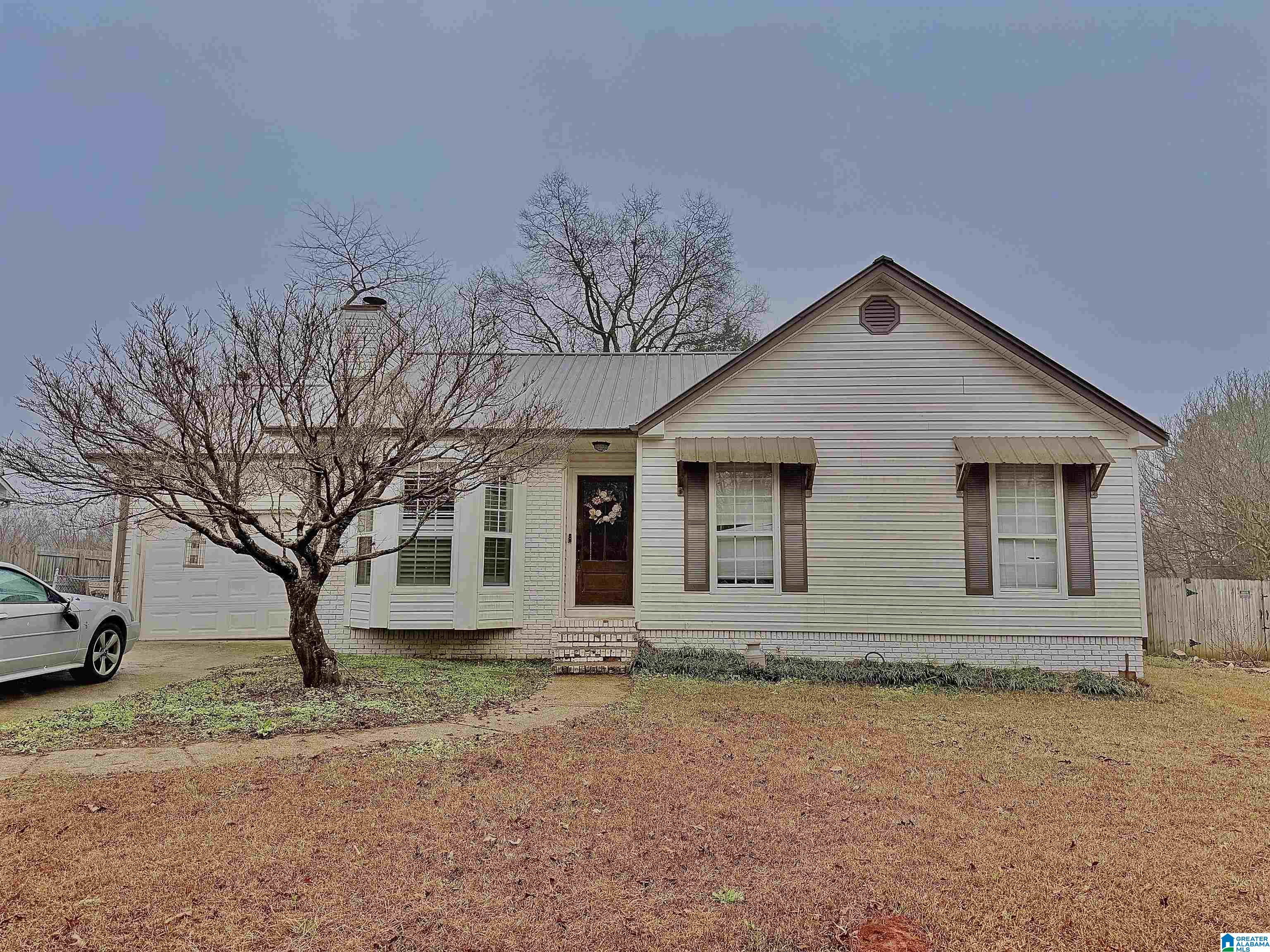 Homes for sale in Leeds, AL | 8425 Lanewood Circle, Leeds, AL 35094 | MLS# 21440217