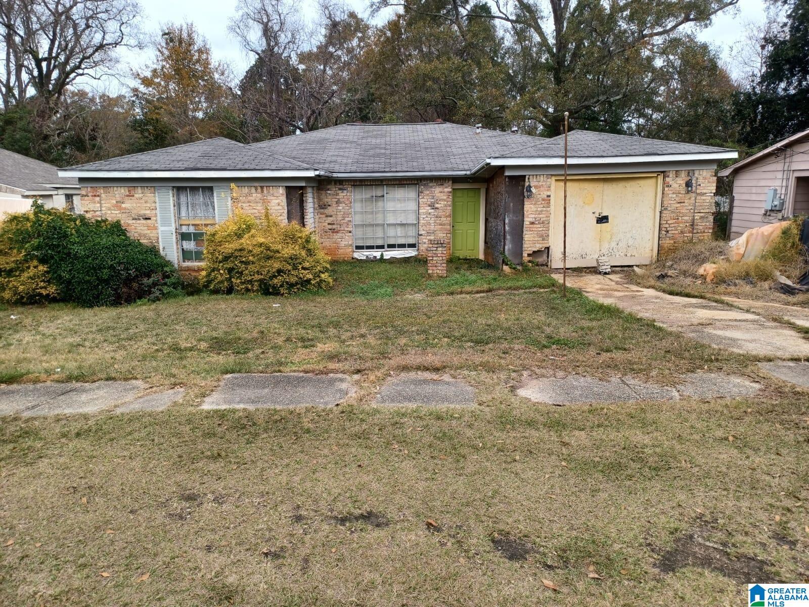 Homes for sale in Mobile, AL | 3614 Pleasant Valley Road, Mobile, AL 36609 | MLS# 21440236