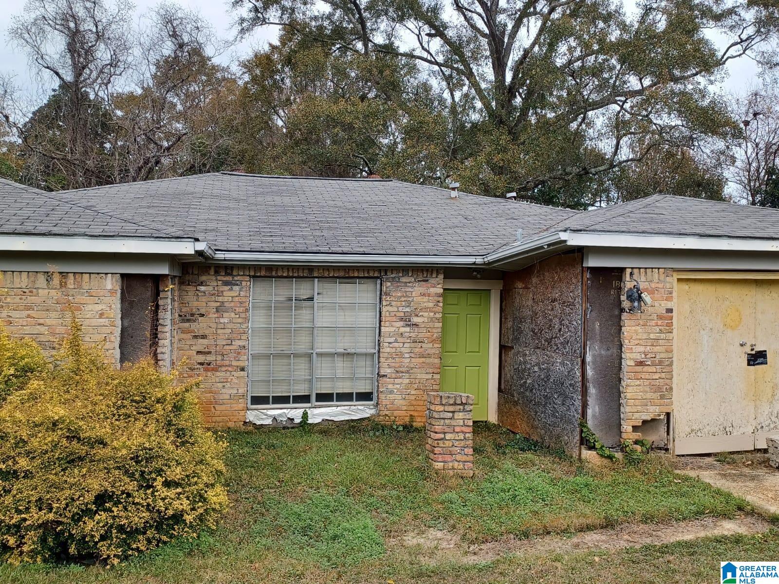 Homes for sale in Mobile, AL | 3614 Pleasant Valley Road, Mobile, AL 36609 | MLS# 21440236