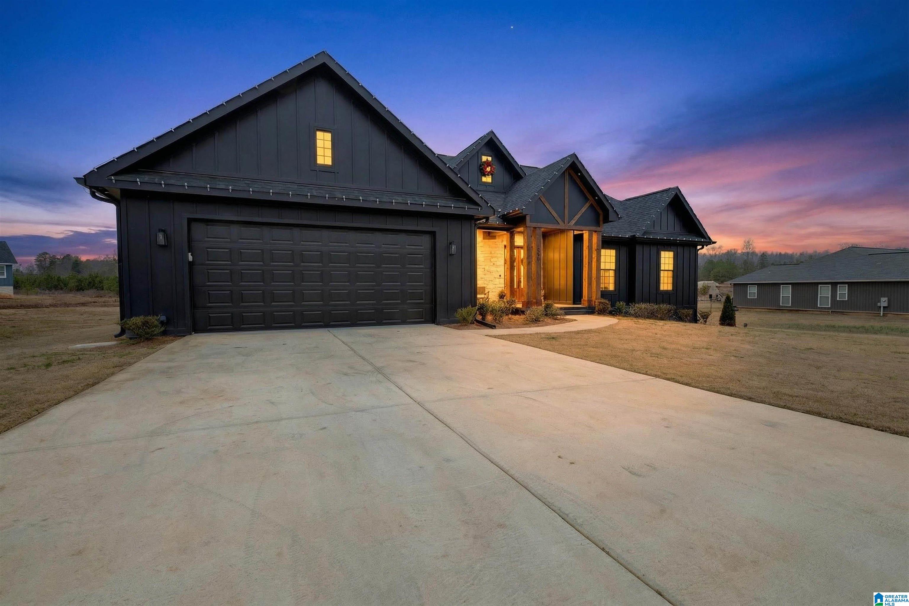 Homes for sale in Jacksonville, AL | 552 Waterford Way, Jacksonville, AL 36265 | MLS# 21440260