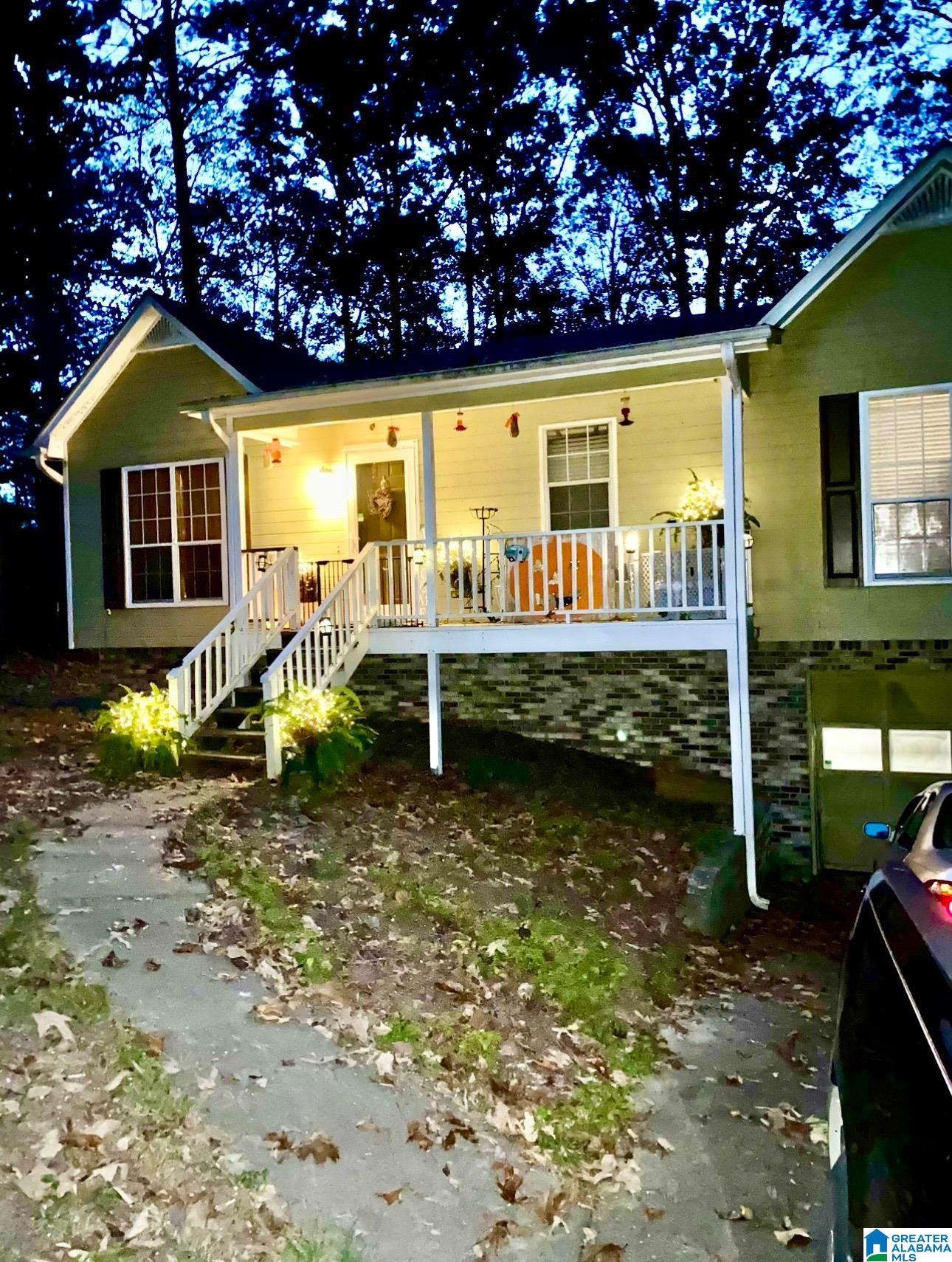 Homes for sale in Trussville, AL | 6822 Charles Dr, Trussville, AL 35173 | MLS# 21440270