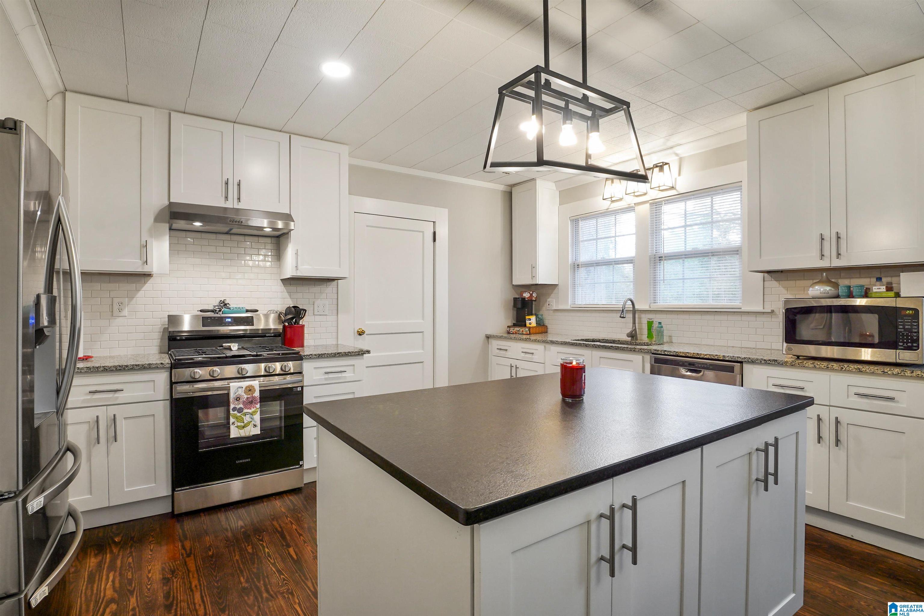 Homes for sale in Brent, AL | 79 Mcmillan Street, Brent, AL 35034 | MLS# 21440272