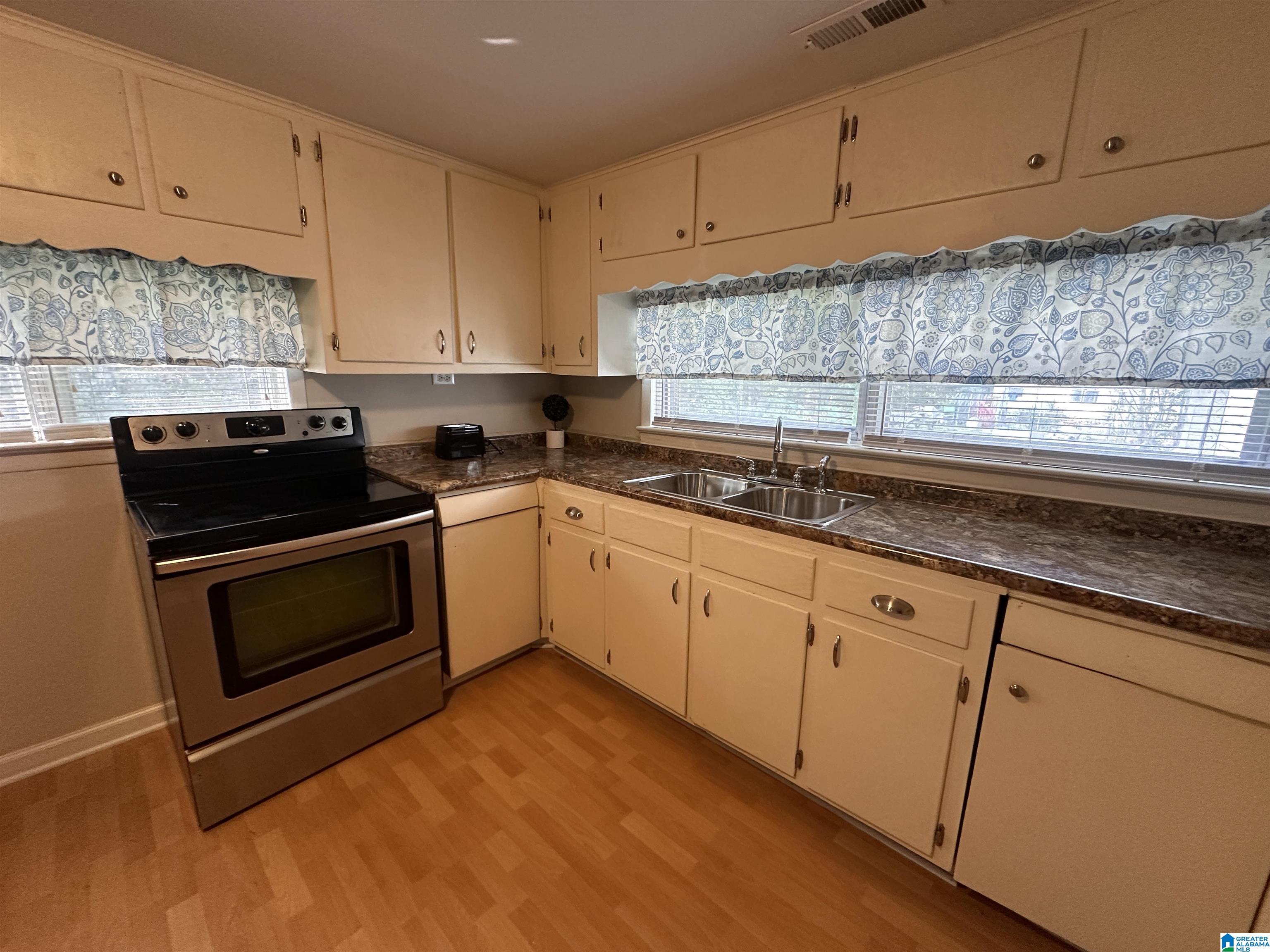 Homes for sale in Morris, AL | 2795 Morris Majestic Road, Morris, AL 35116 | MLS# 21440390